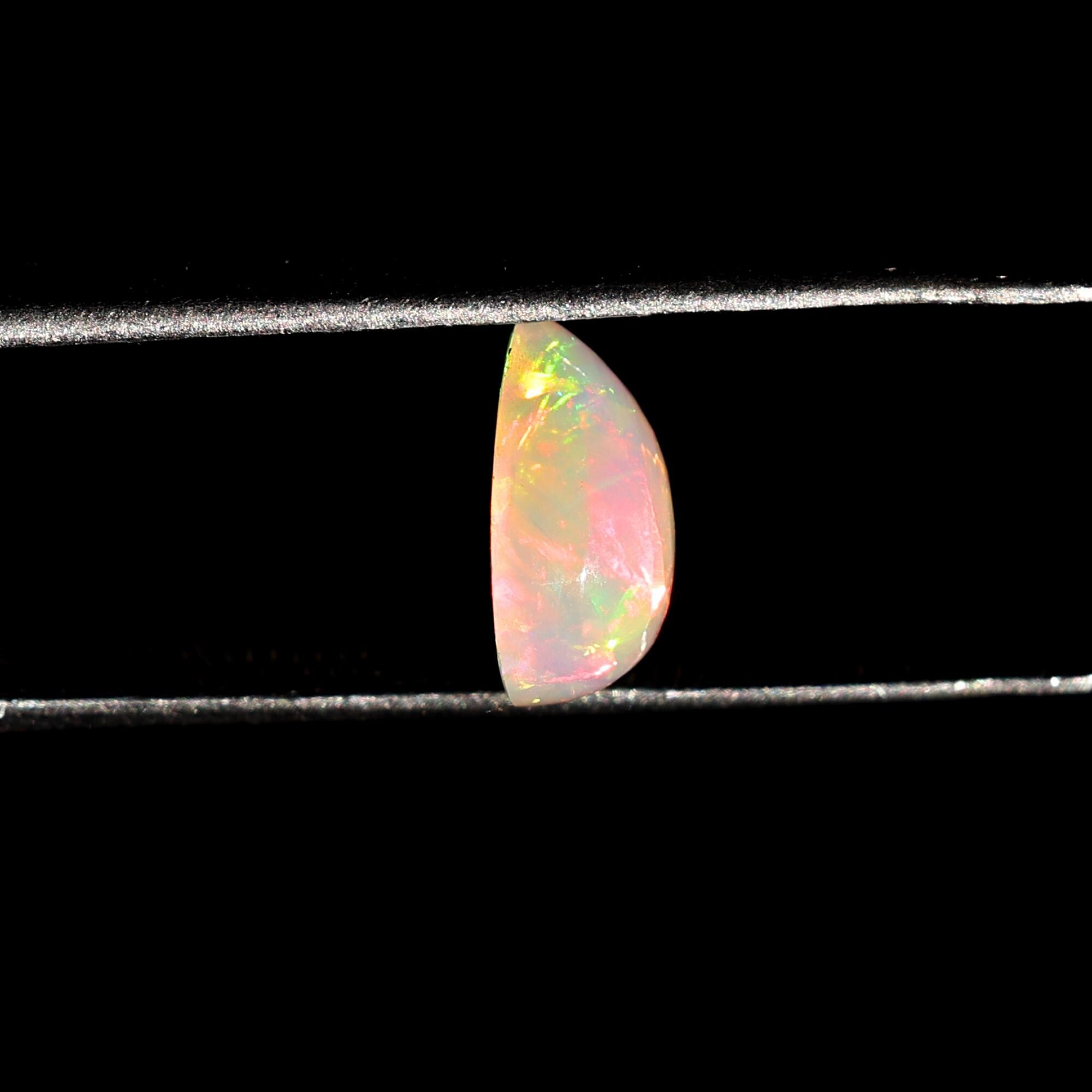 Natural White Ethiopian Fire Opal Cabochon: 2 Carat Gemstone for Jewelry Making