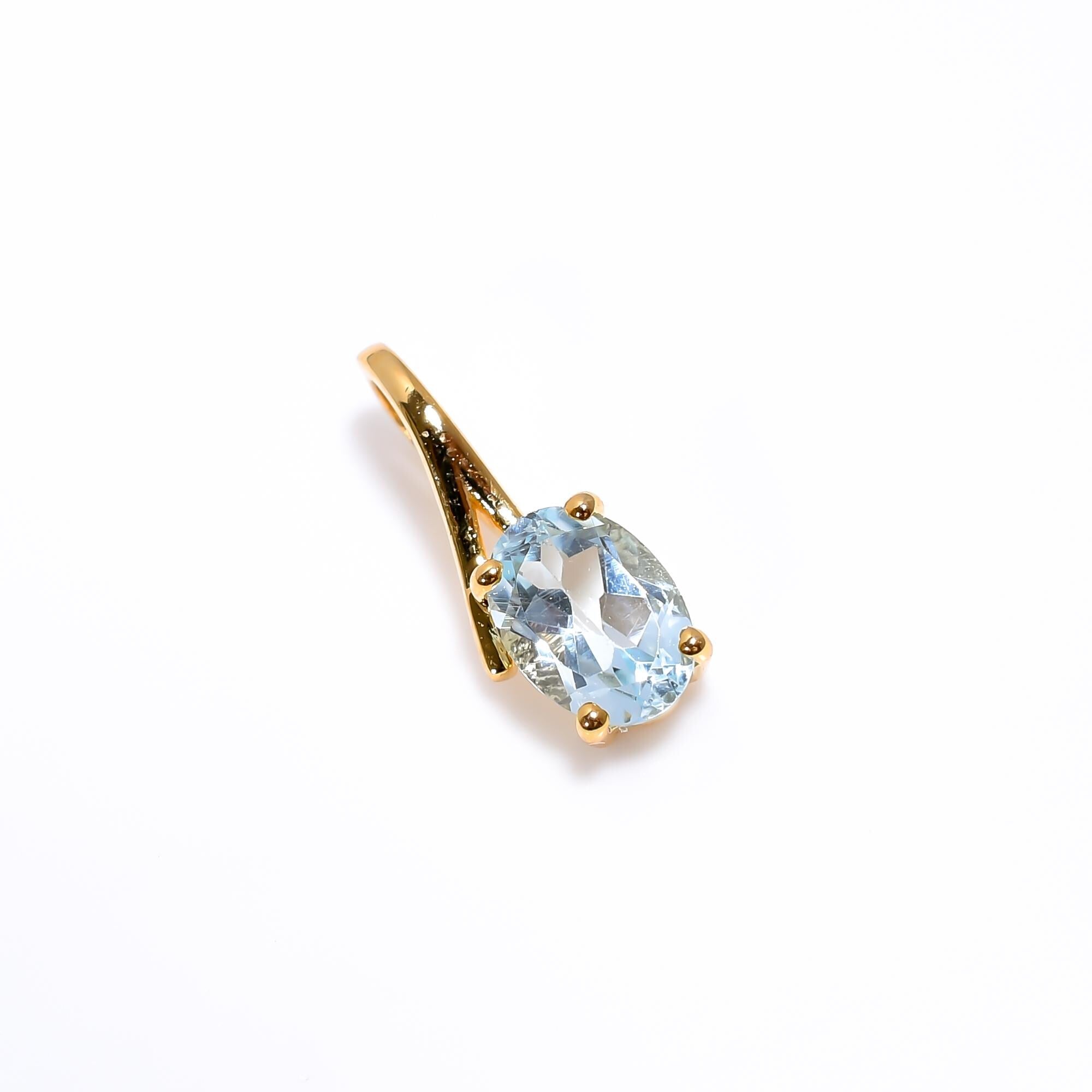 Sky Blue Topaz Pendant: 925 Silver, Vintage Style (5x7mm Oval Gemstone)