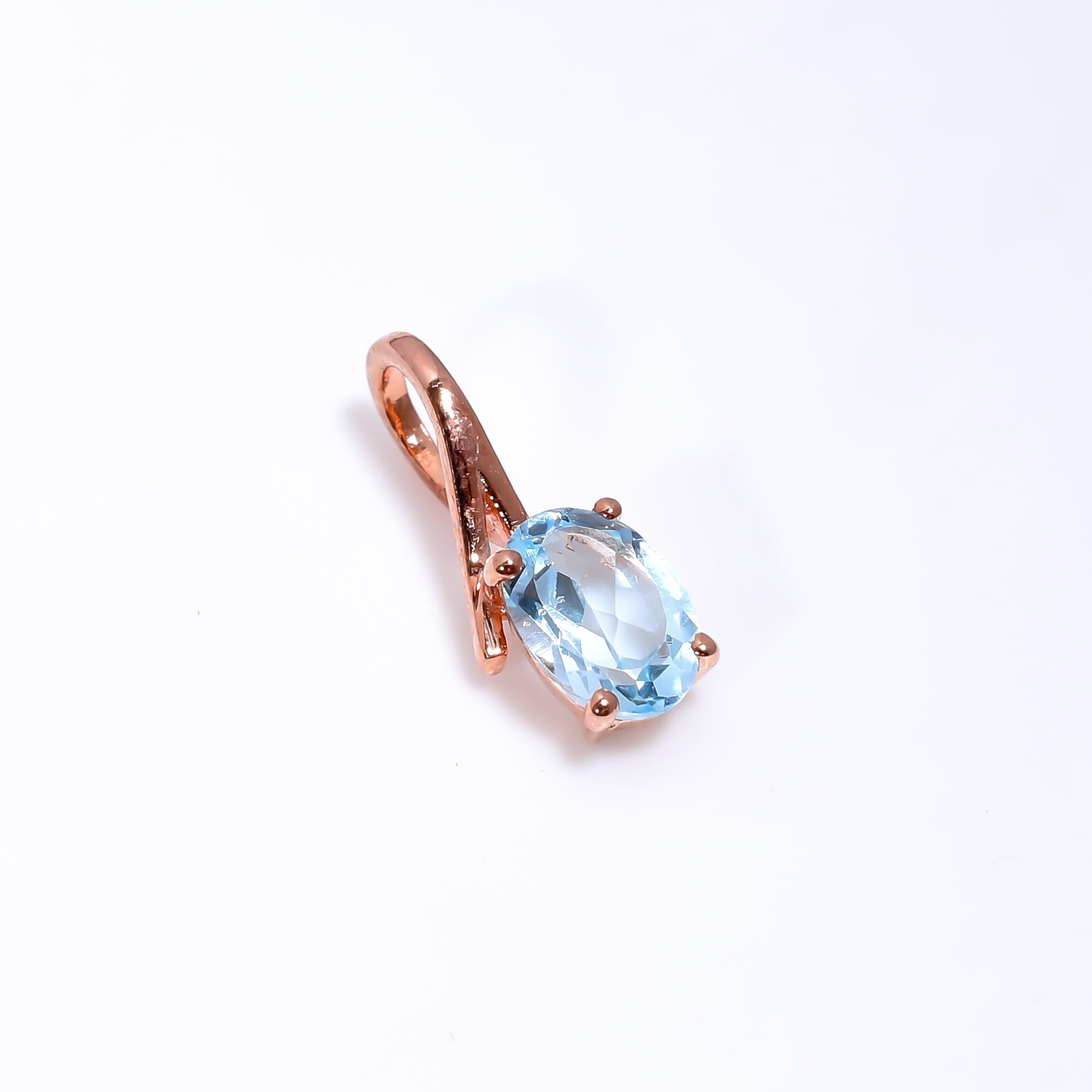Sky Blue Topaz Pendant: 925 Silver, Vintage Style (5x7mm Oval Gemstone)