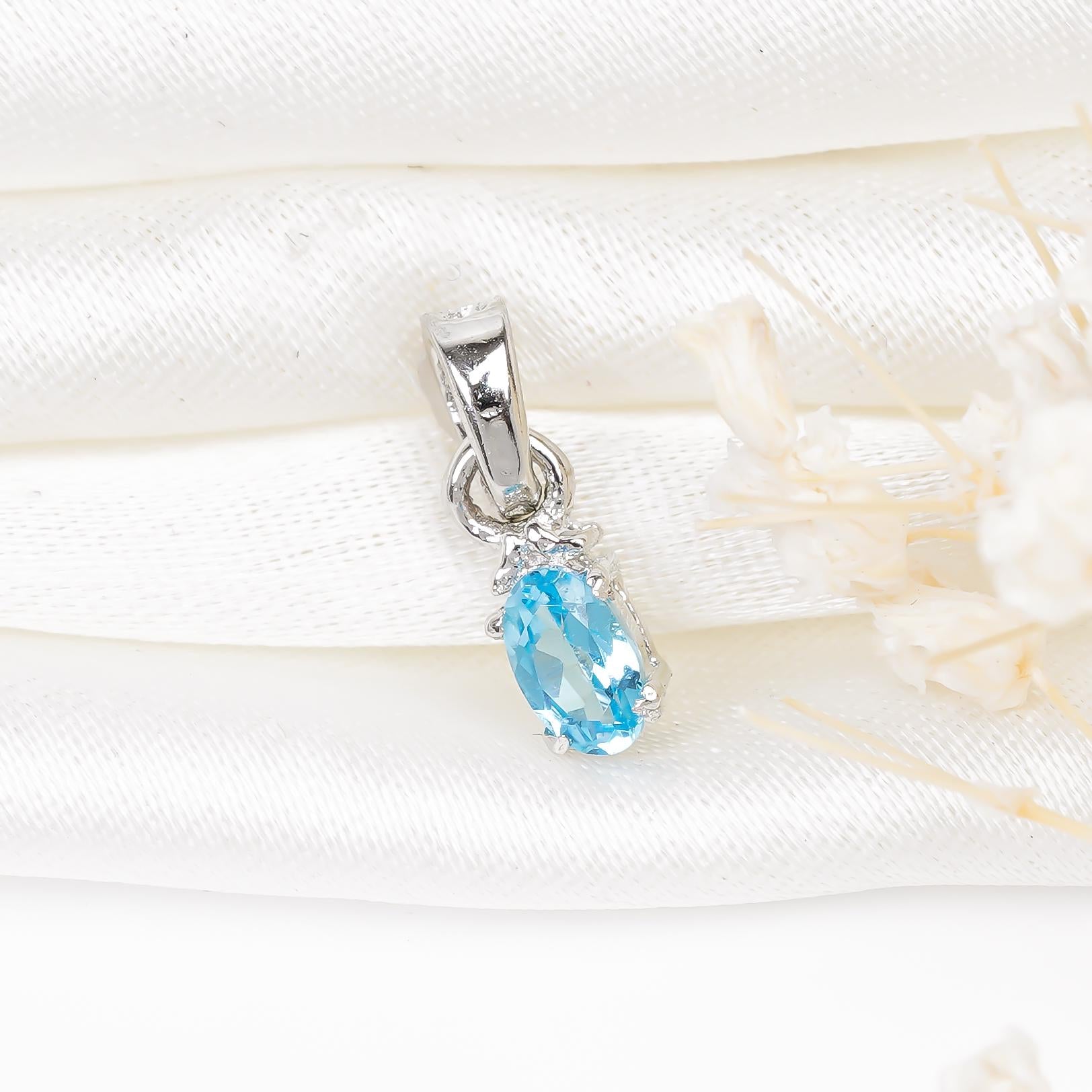 Sky Blue Topaz Pendant Necklace: 925 Sterling Silver Oval Gemstone