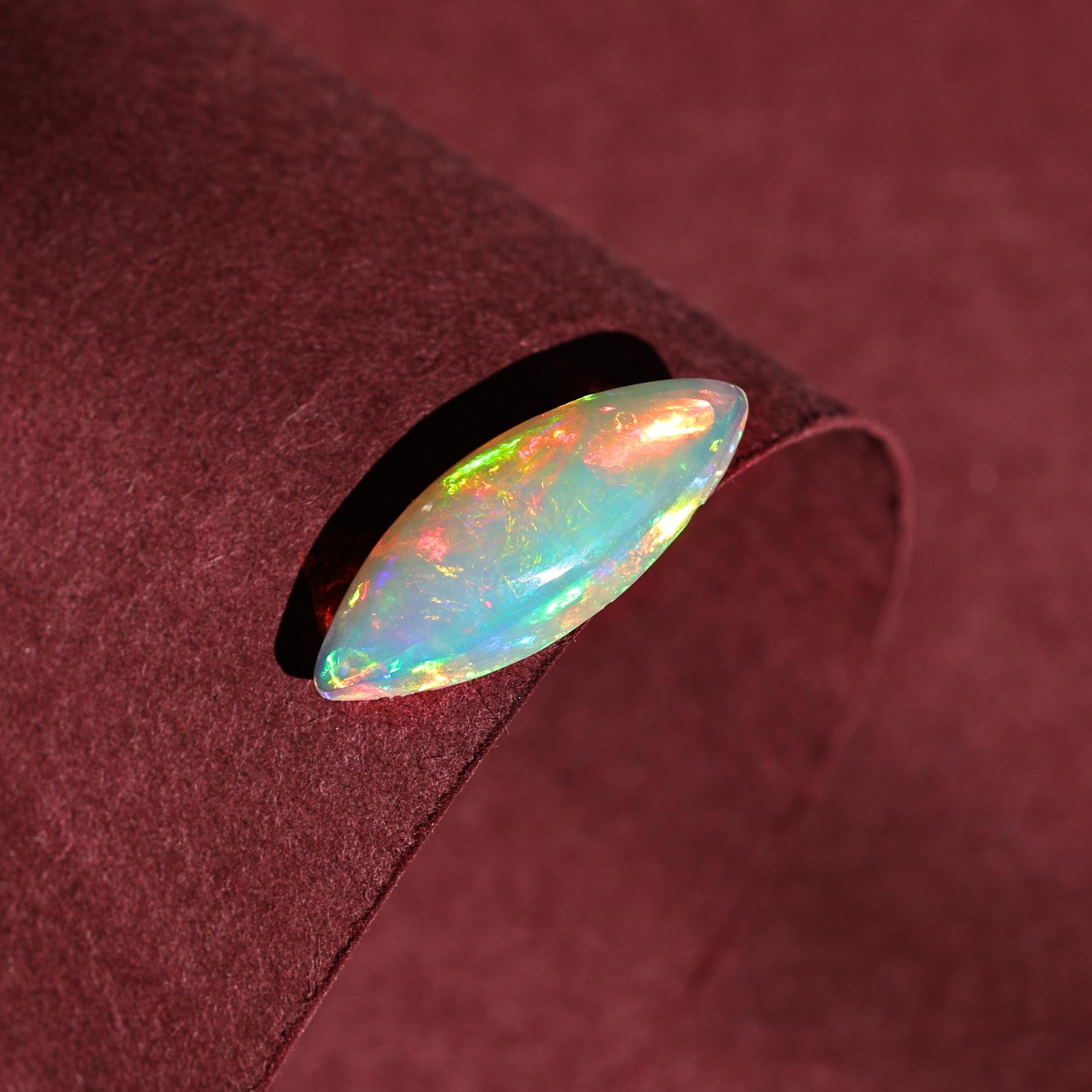 White Fire Ethiopian Opal Cabochon: 2.47 Carat Loose Gemstone Making Jewelry