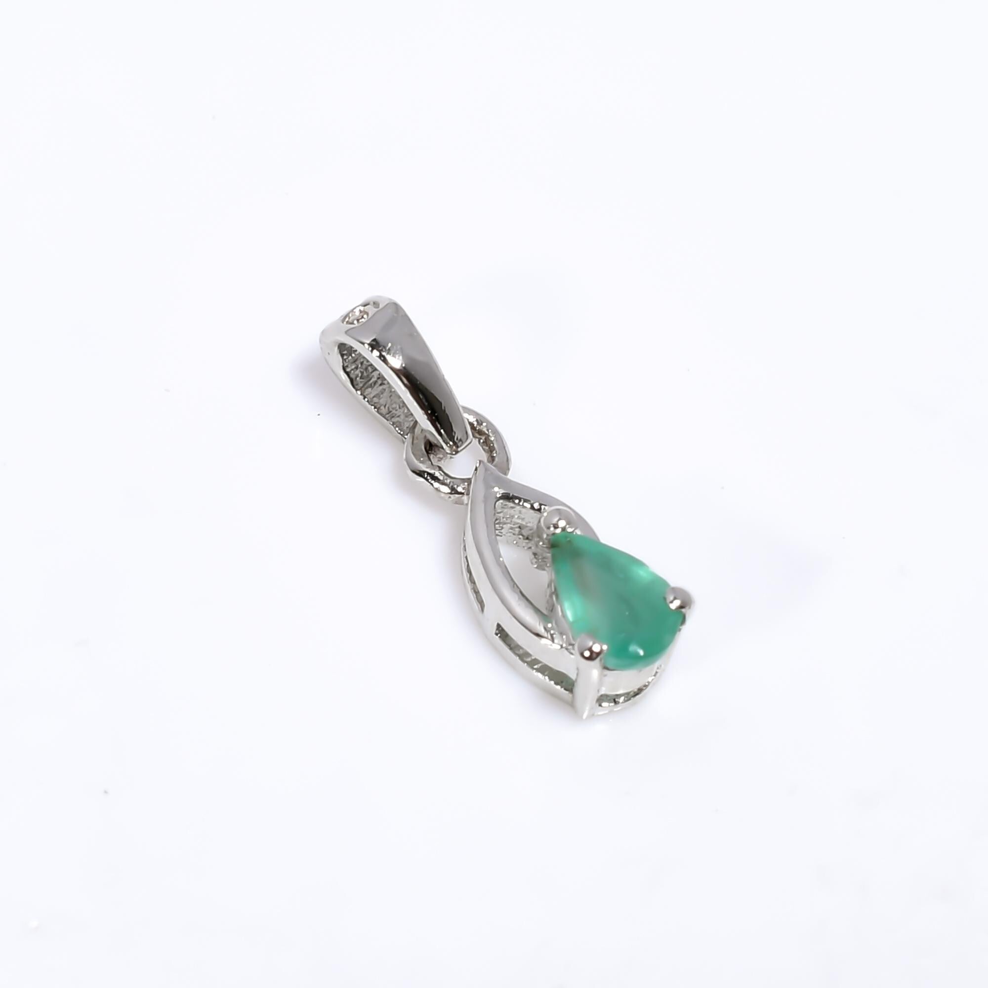 Emerald Pendant: 925 Silver Boho Style Jewelry, Pear Cut Gemstone
