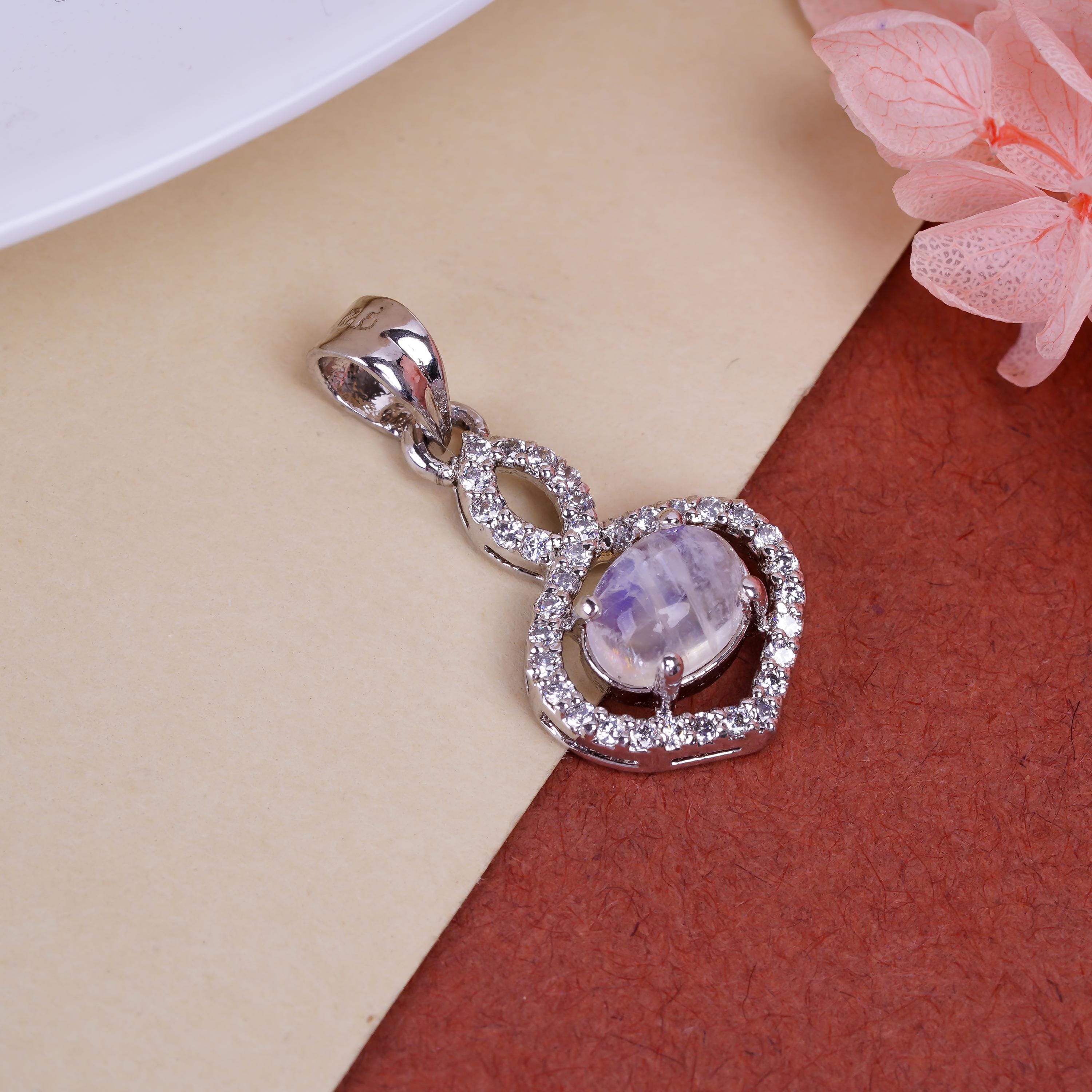 Sterling Silver Moonstone Pendant: Vintage-Style Oval Gemstone