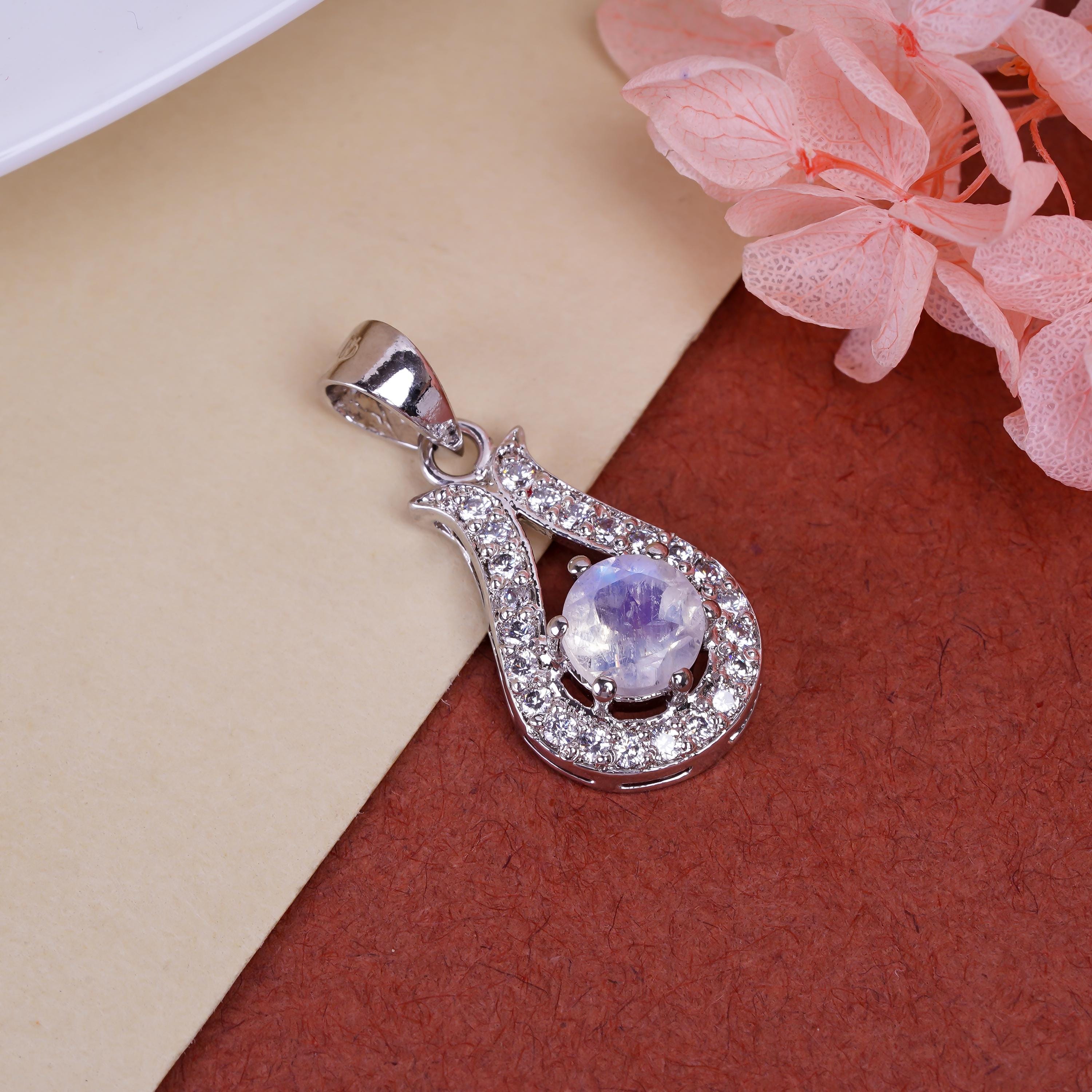 Handmade Sterling Silver Gemstone Pendant: Round Cut Peridot, 6mm