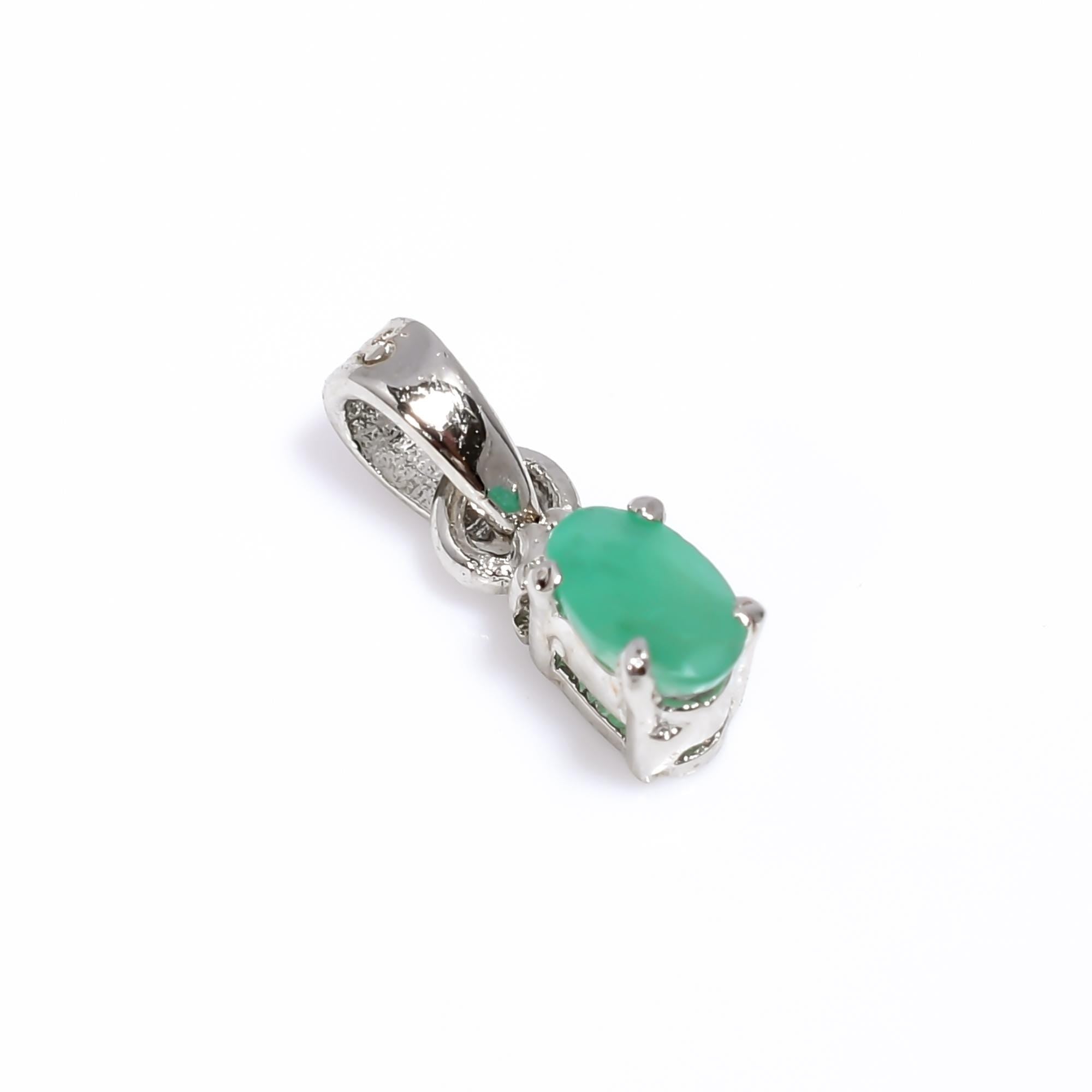 Handmade 925 Sterling Silver Emerald Pendant: Oval Green Gemstone Jewelry