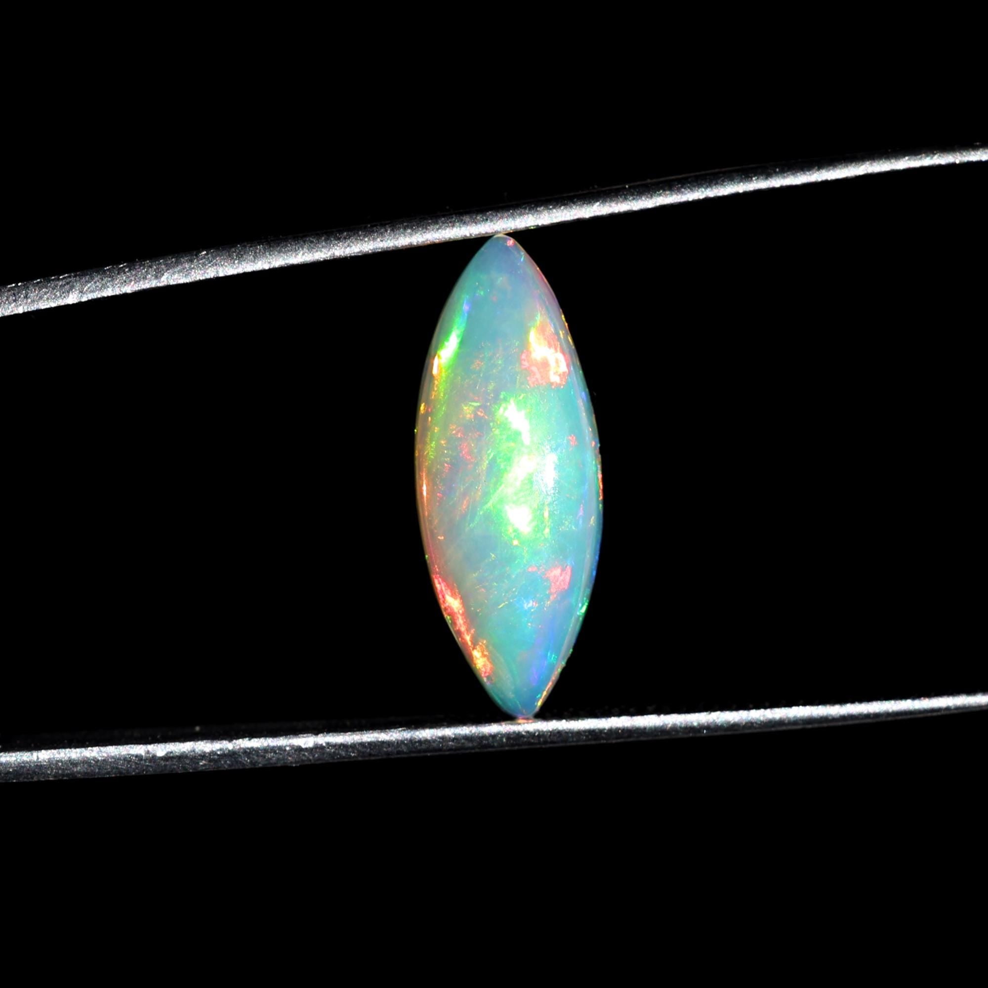 White Fire Ethiopian Opal Cabochon: 2.47 Carat Loose Gemstone Making Jewelry