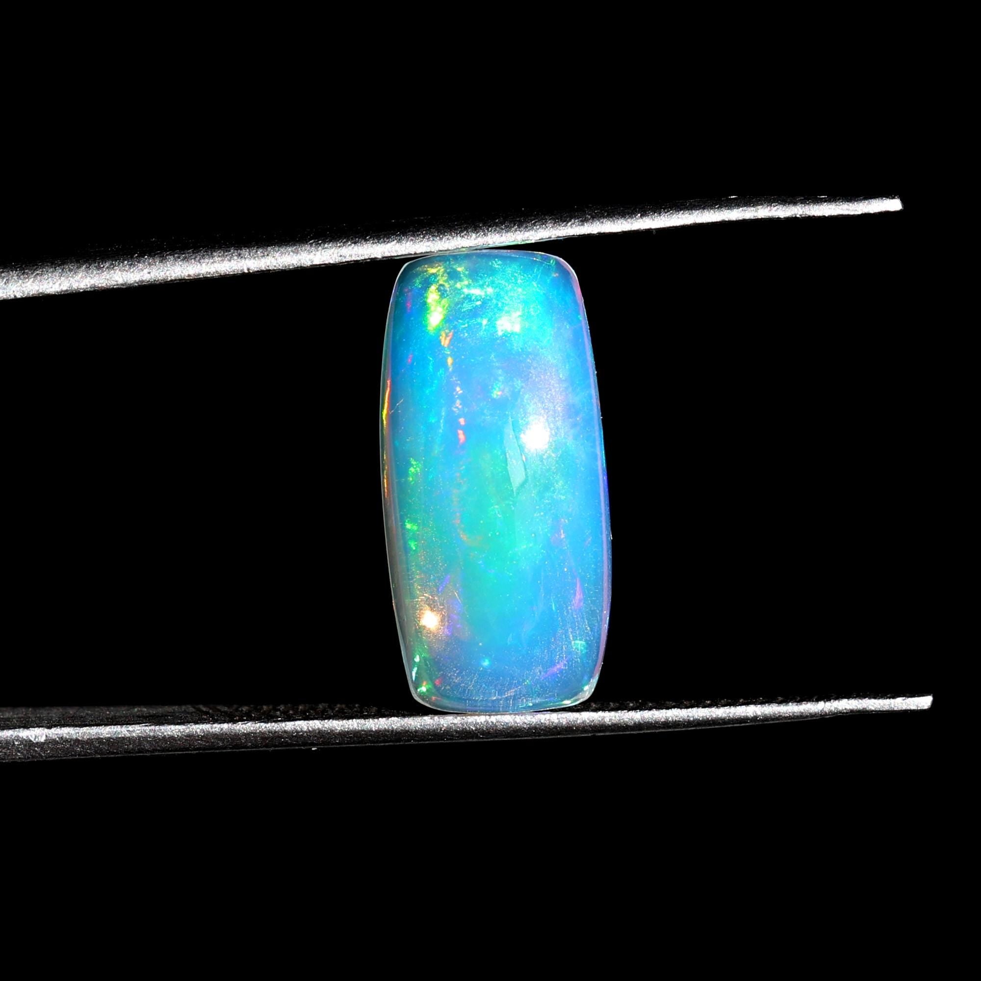 Loose Ethiopian Fire Opal Cabochon: 2.68 Carat White Gemstone for Jewelry