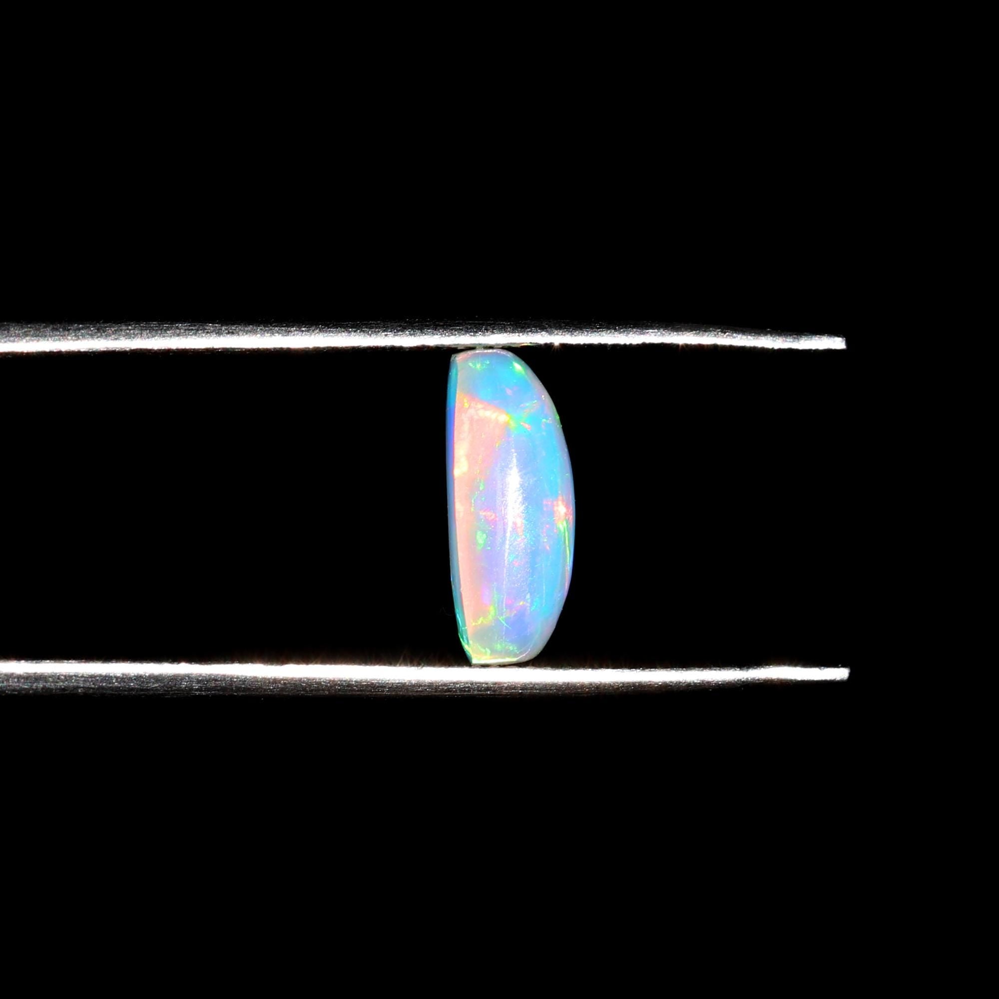 Ethiopian Fire Opal Cabochon: 1.85 Carat White Gemstone for Jewelry