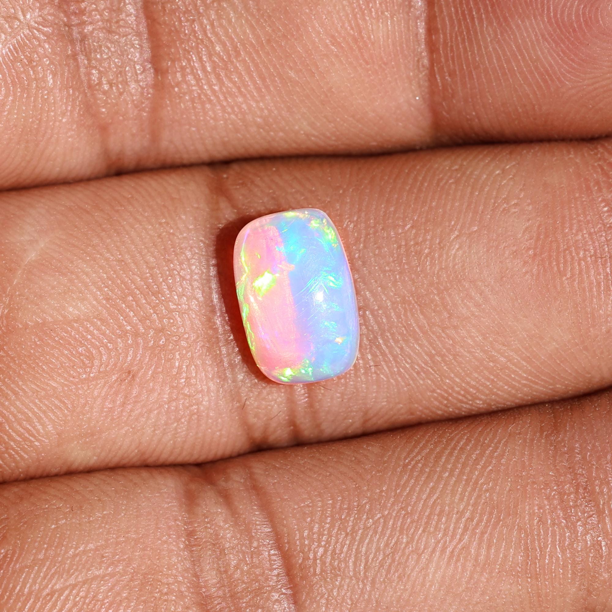 Ethiopian Fire Opal Cabochon: 1.85 Carat White Gemstone for Jewelry