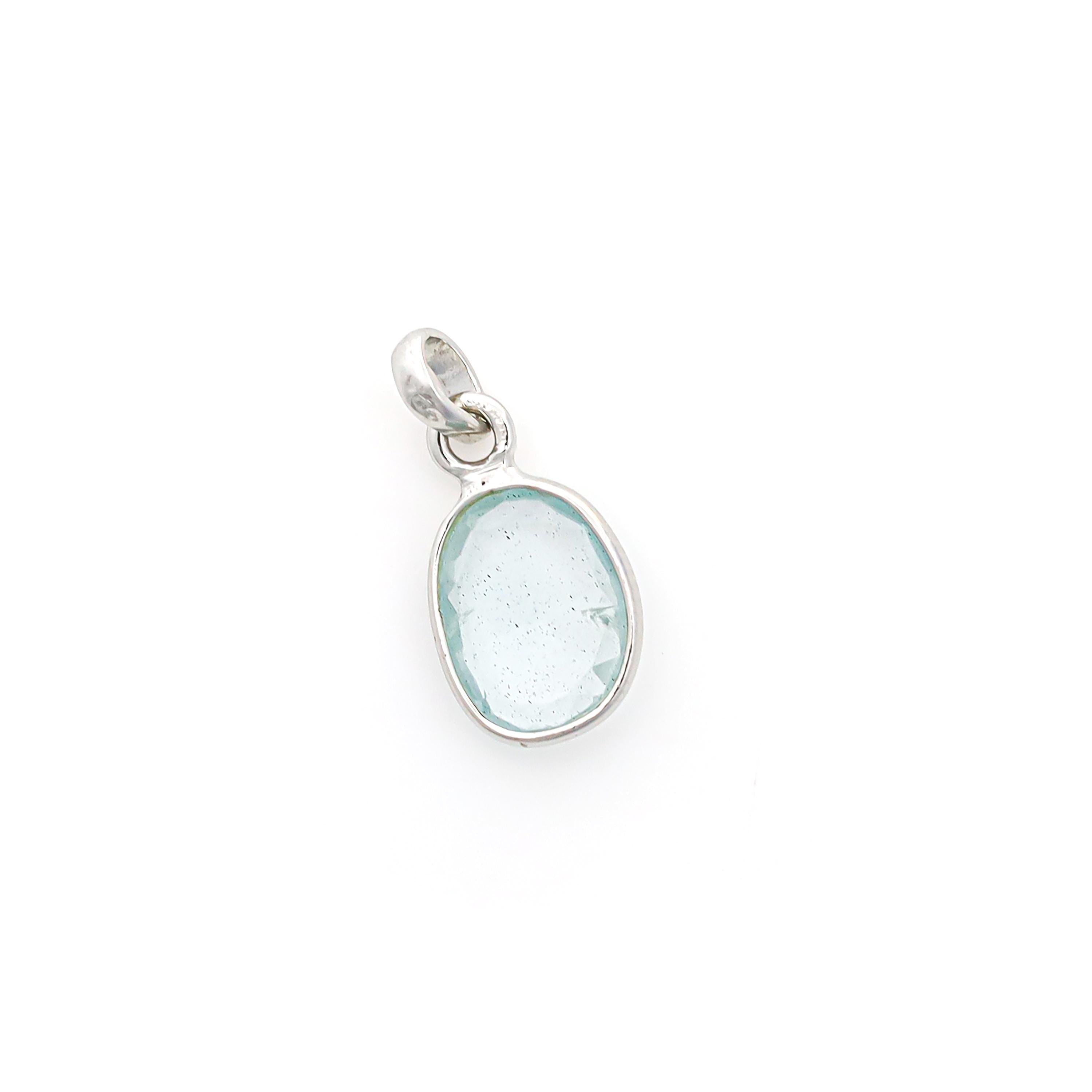 Handmade Aquamarine Rose Cut Pendant: 925 Sterling Silver Necklace