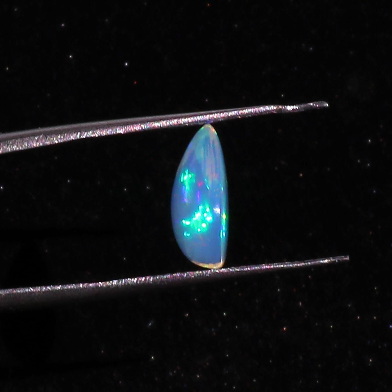 Welo Fire Opal Cabochon: 2.1 ct Ethiopian Gemstone for Jewelry