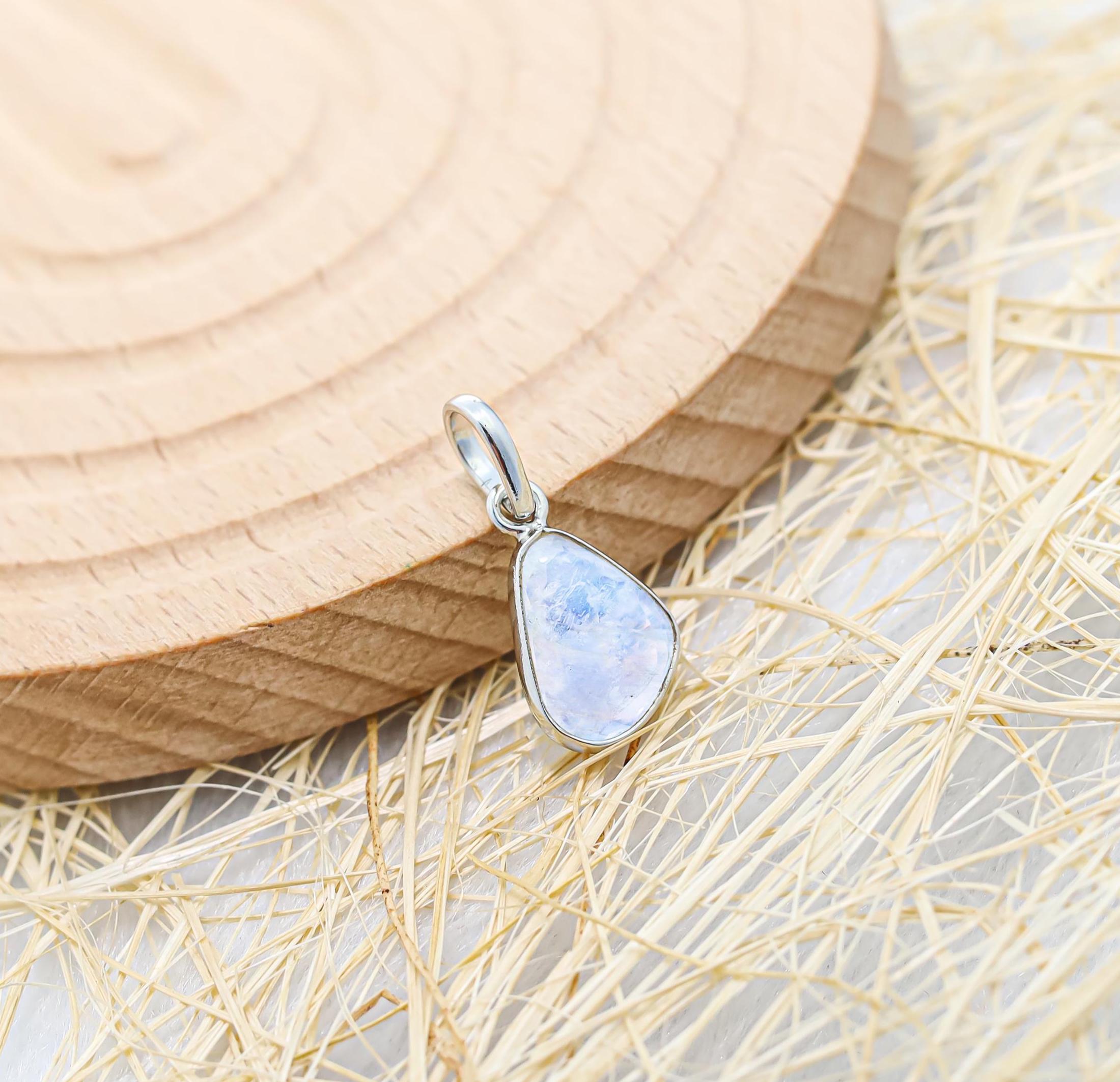 Rainbow Moonstone Pendant: 925 Sterling Silver Gemstone Necklace