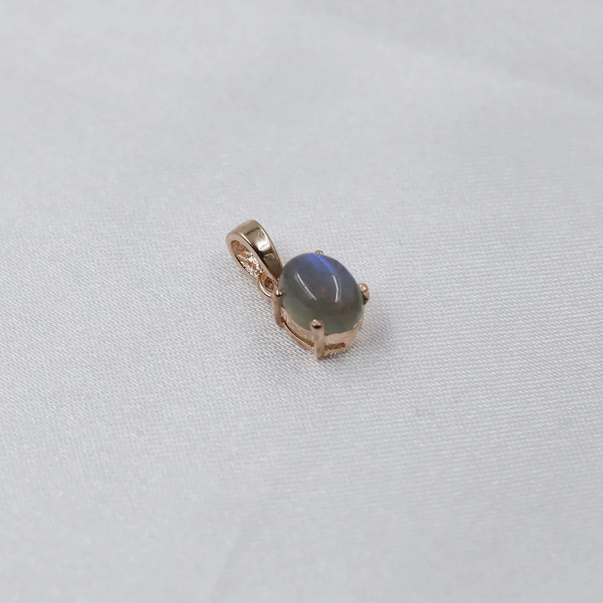 Blue Flash Labradorite Necklace: 925 Sterling Silver Teardrop Pendant