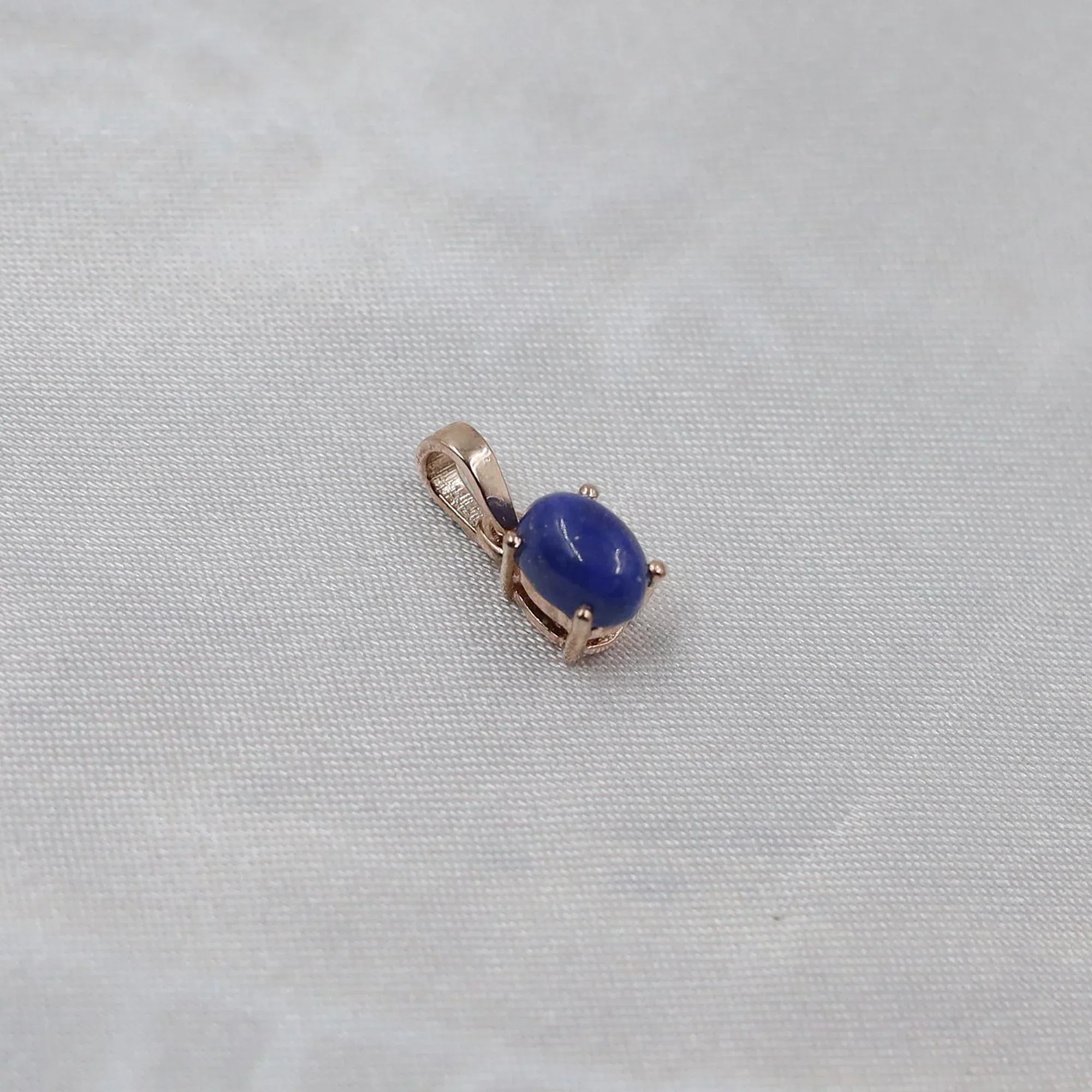 925 Sterling Silver Lapis Lazuli Pendant Necklace: Oval Cabochon