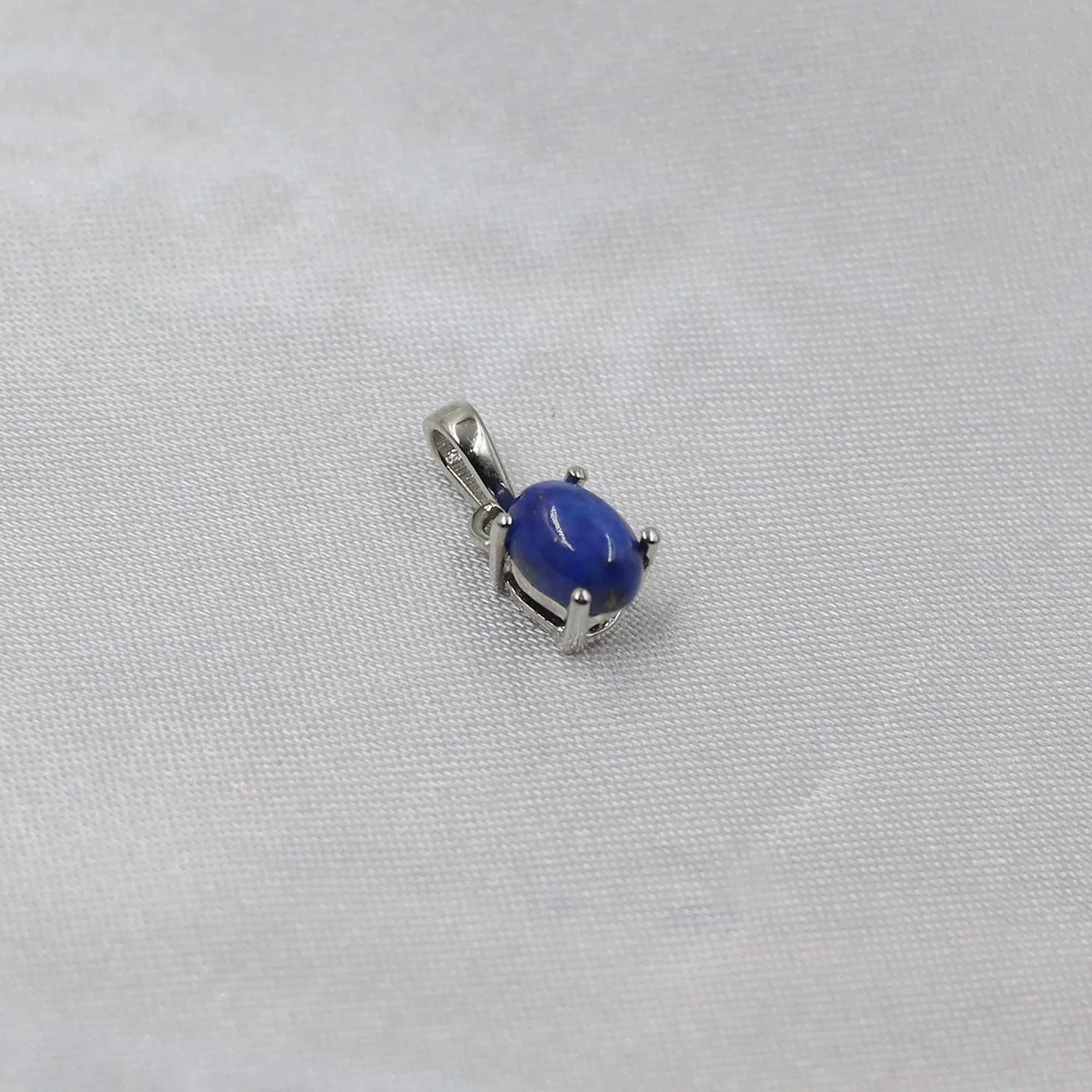 925 Sterling Silver Lapis Lazuli Pendant Necklace: Oval Cabochon