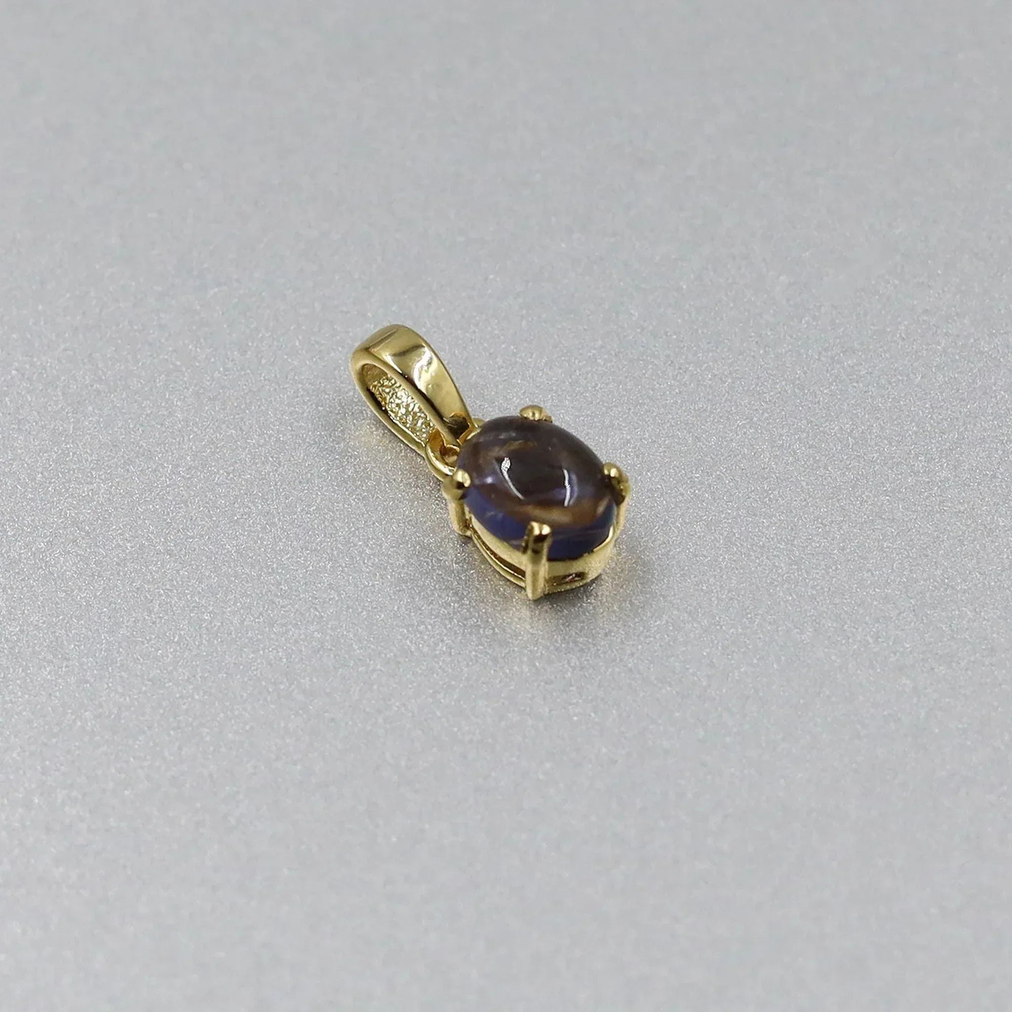 Handmade Iolite Gemstone Pendant: 925 Sterling Silver Necklace