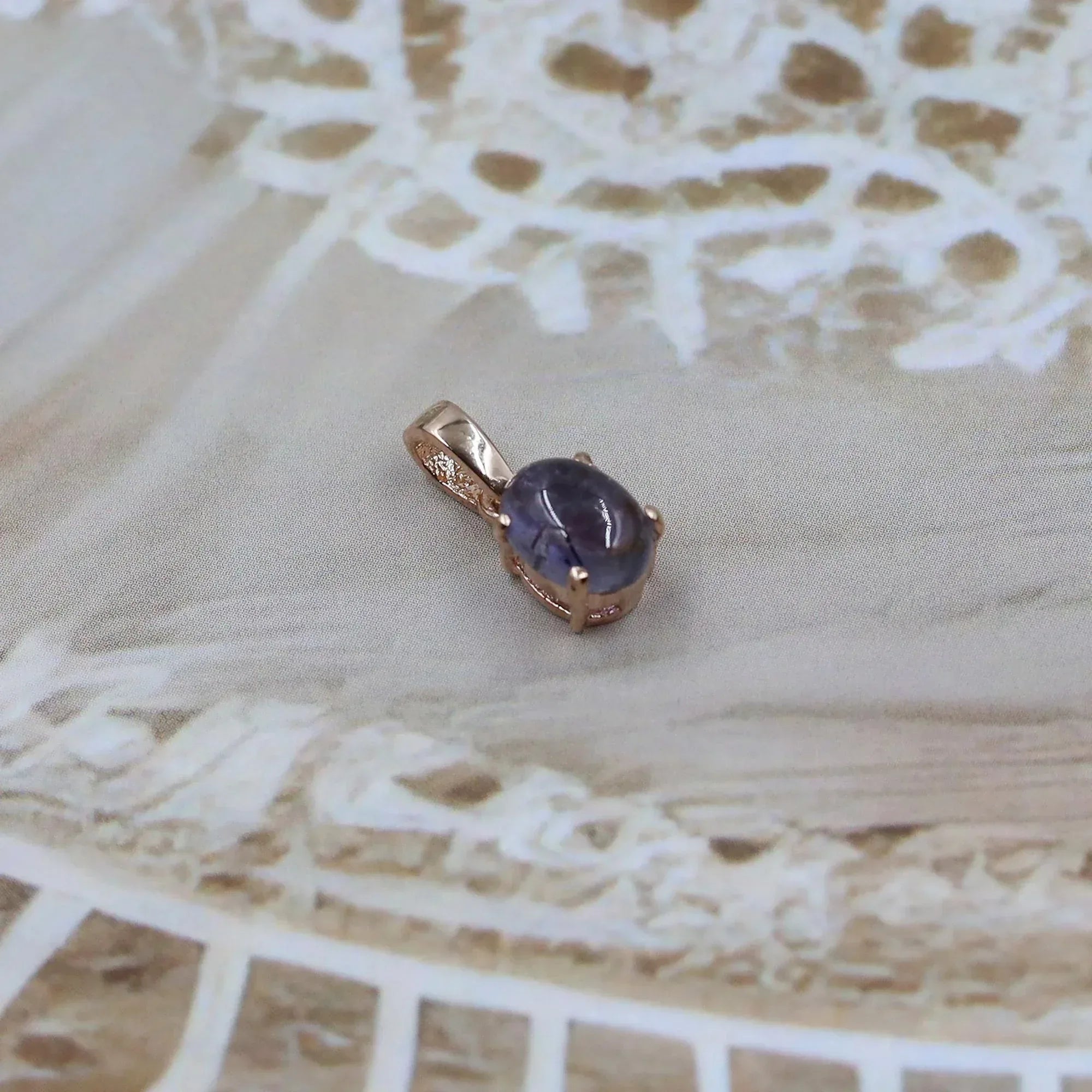 Handmade Iolite Gemstone Pendant: 925 Sterling Silver Necklace
