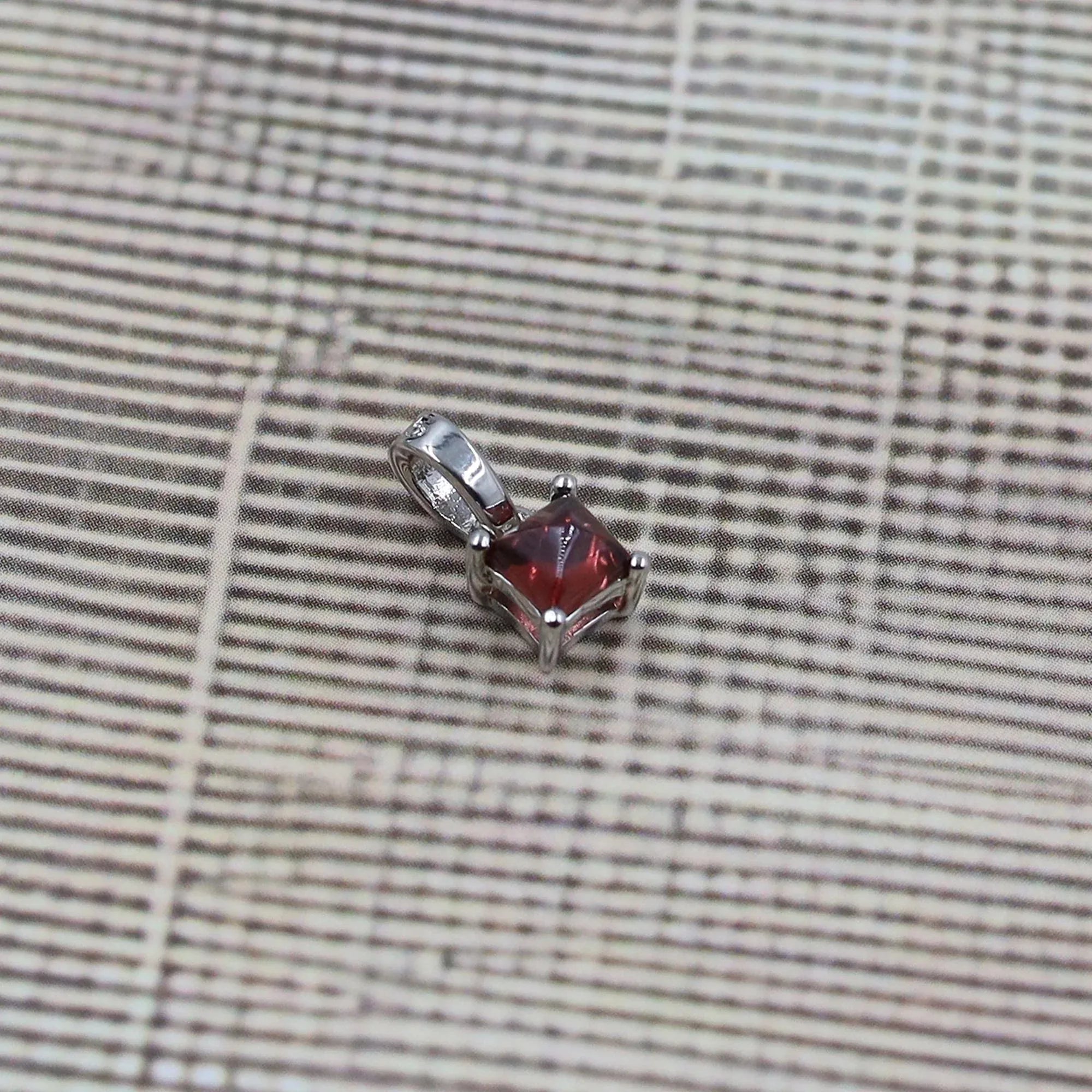 Handmade Garnet Pendant Necklace: 925 Silver Gemstone Jewelry