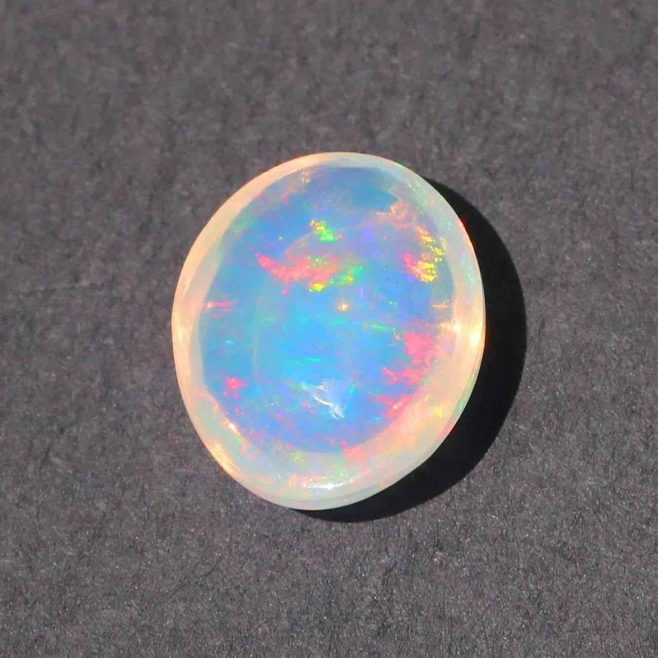 Ethiopian Welo Opal Cabochon Gemstone 2.6ct - AAA Quality Oval Cut loose gemstones