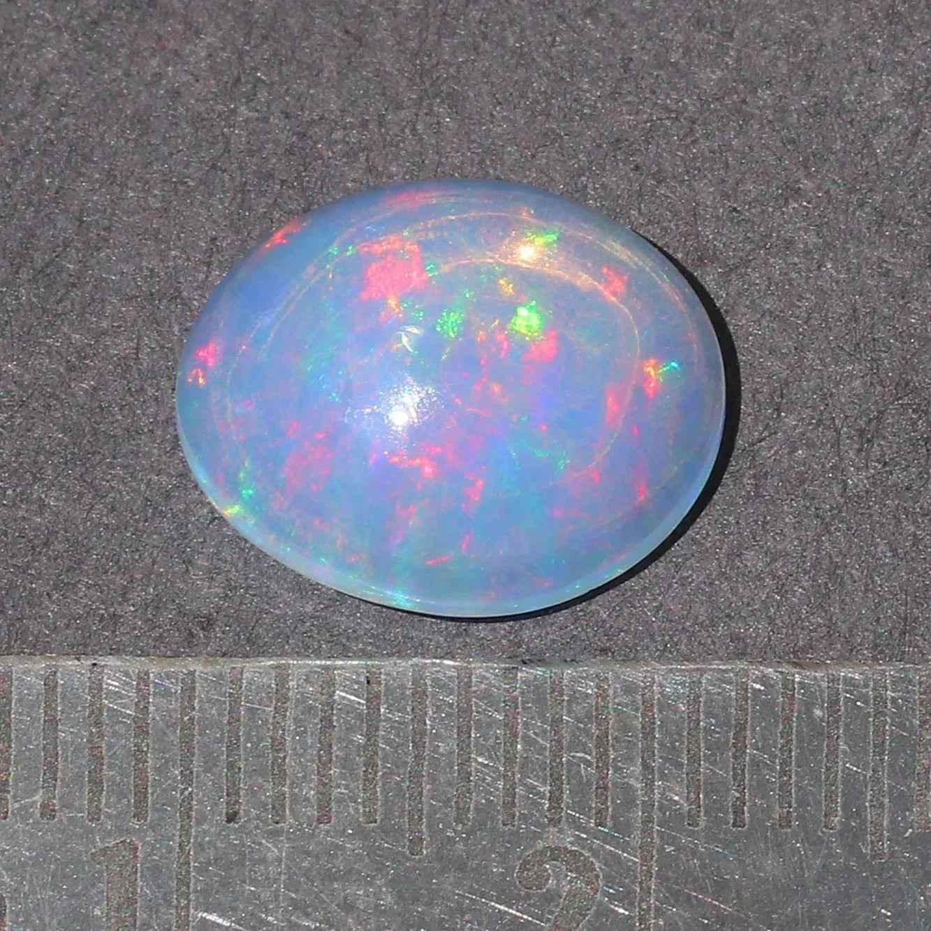 Ethiopian Welo Opal Cabochon Gemstone 2.6ct - AAA Quality Oval Cut loose gemstones
