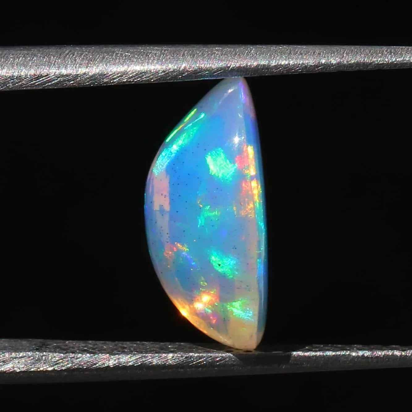Ethiopian Fire Opal Gemstone 2.90 Cts Oval Cabochon for Stunning Jewelry Creations loose gemstones