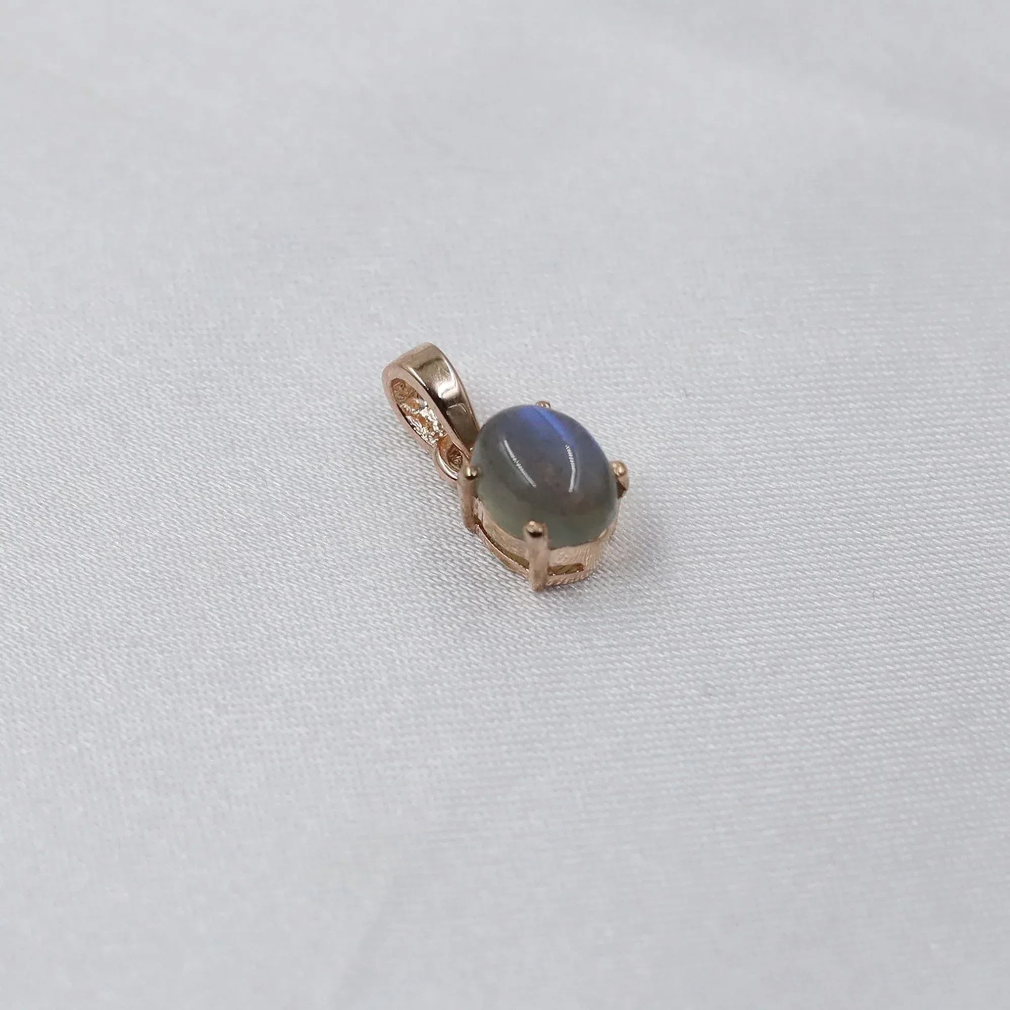 Blue Flash Labradorite 925 Silver Pendant: Vintage Boho Necklace