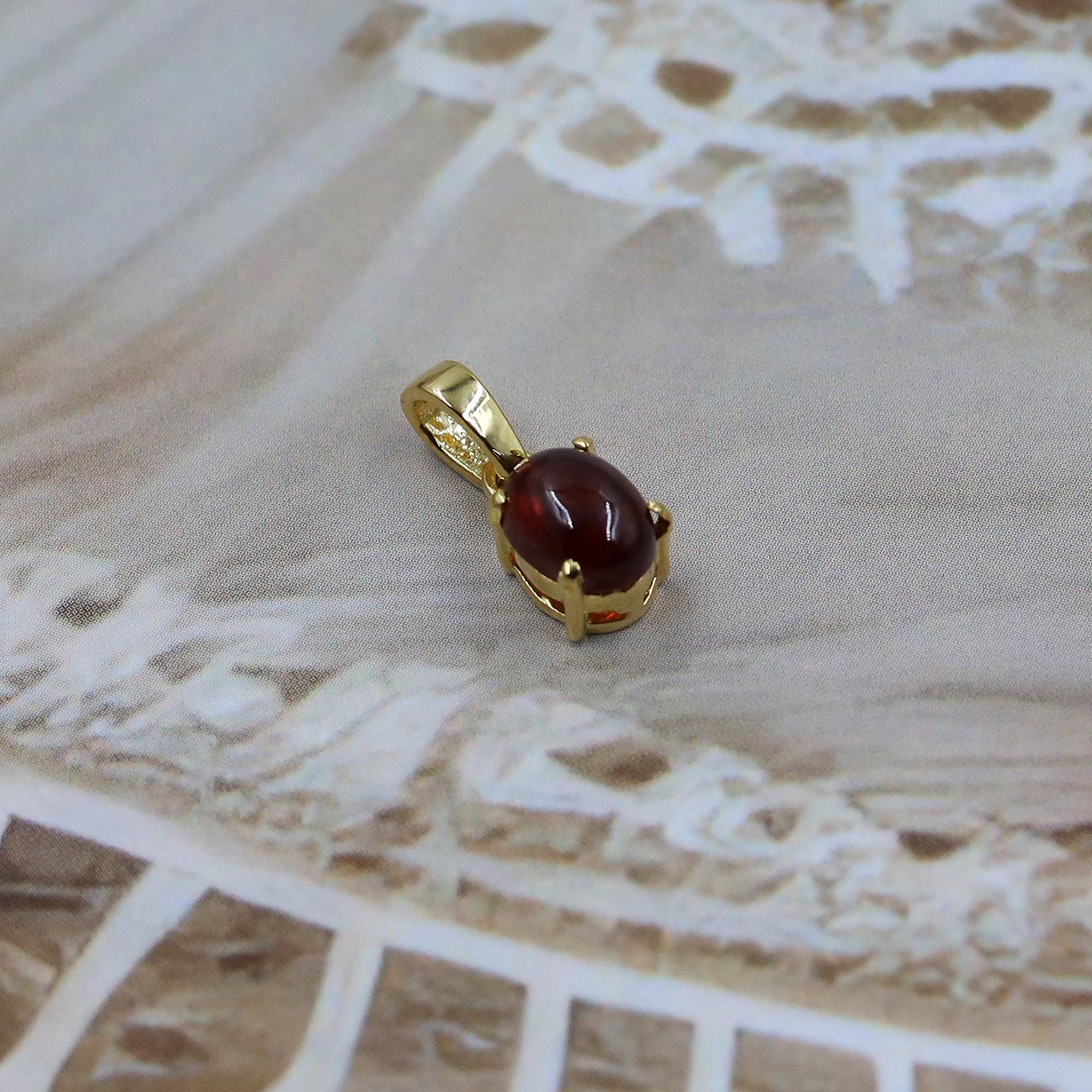 Vintage Style Garnet Pendant: Red Crystal 925 Silver Necklace