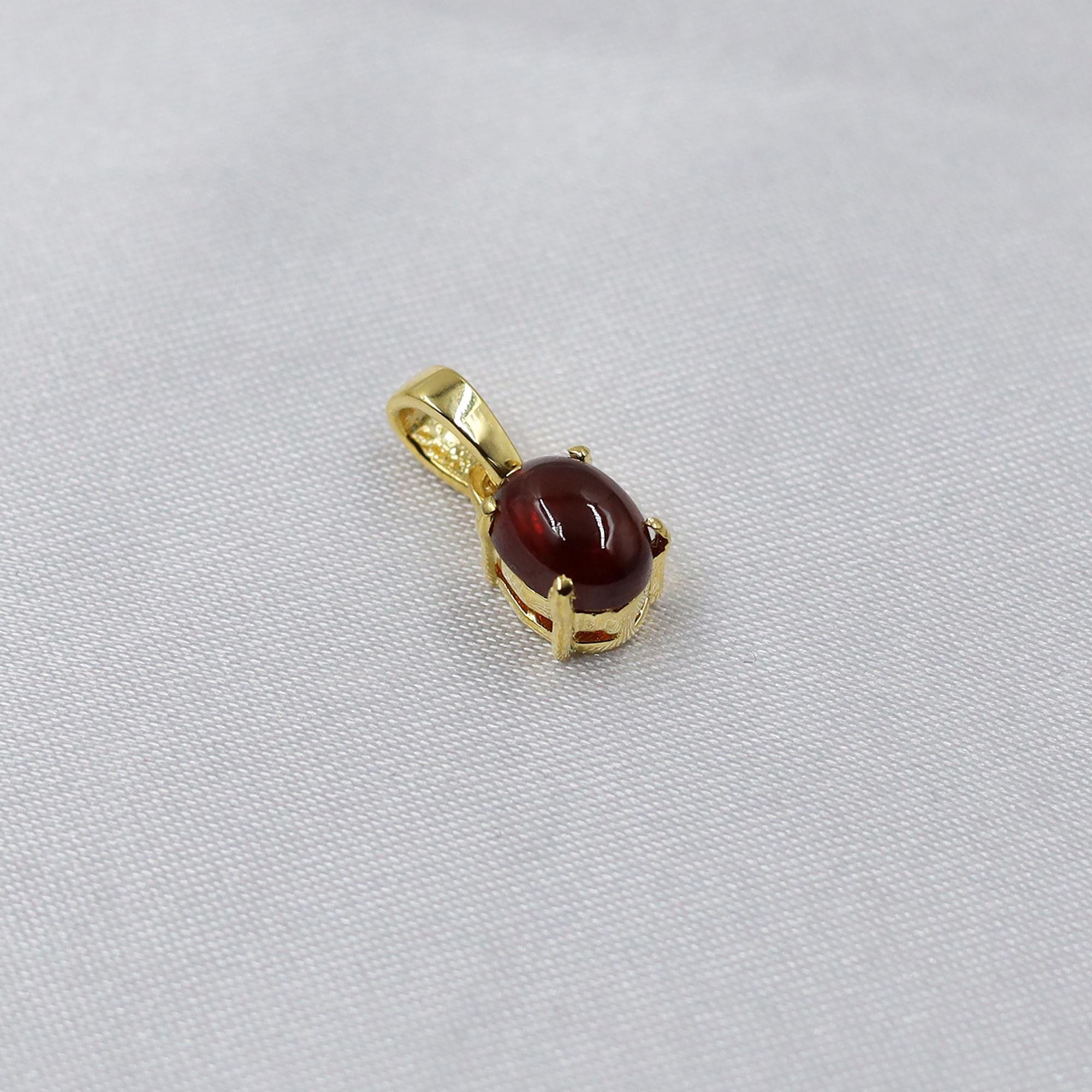 Vintage Style Garnet Pendant: Red Crystal 925 Silver Necklace