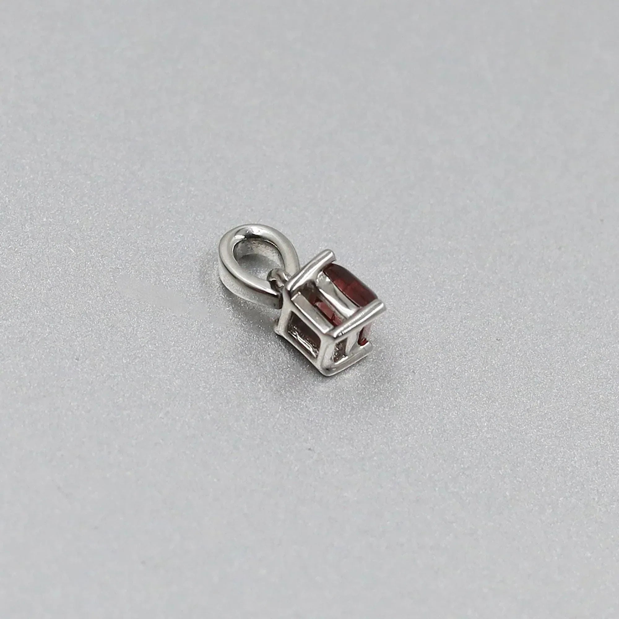 Handmade Garnet Pendant Necklace: 925 Silver Gemstone Jewelry