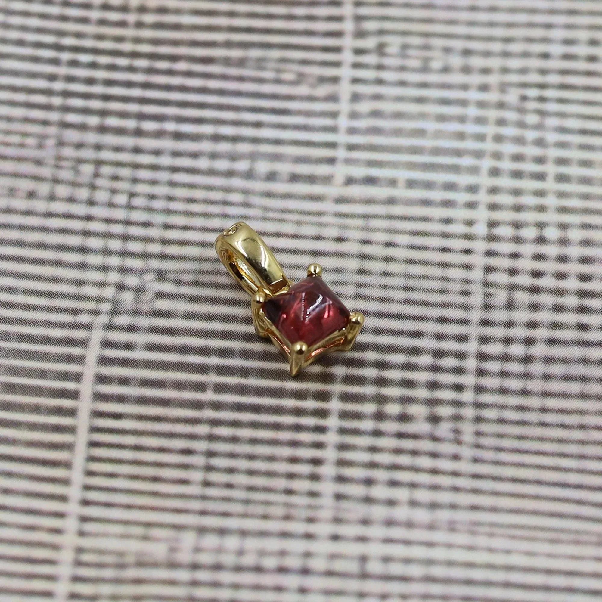 Handmade Garnet Pendant Necklace: 925 Silver Gemstone Jewelry
