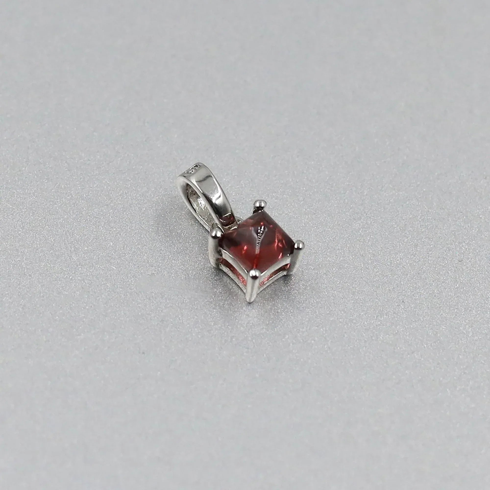 Handmade Garnet Pendant Necklace: 925 Silver Gemstone Jewelry