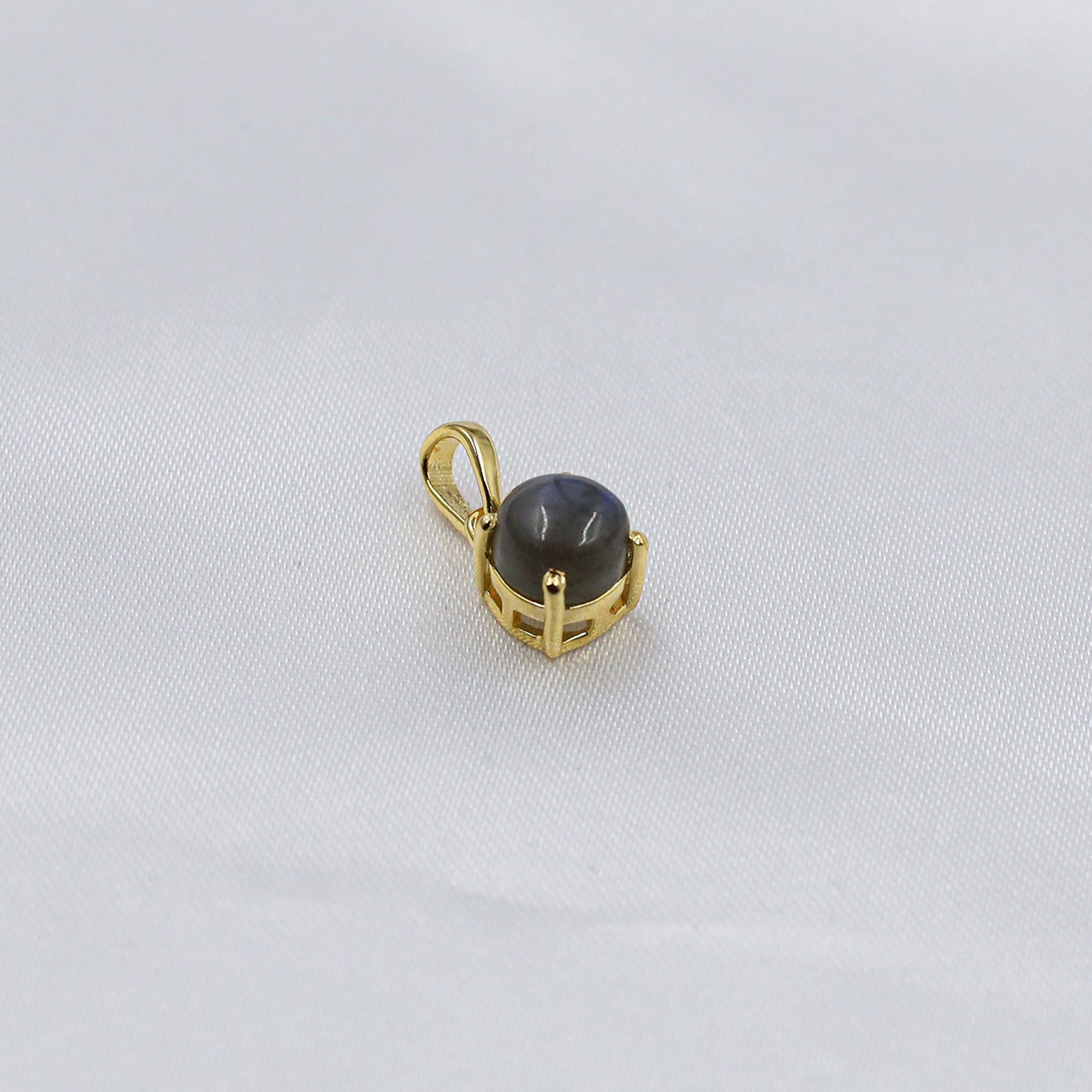 Labradorite Pendant: 925 Sterling Silver, Blue Flash Gemstone