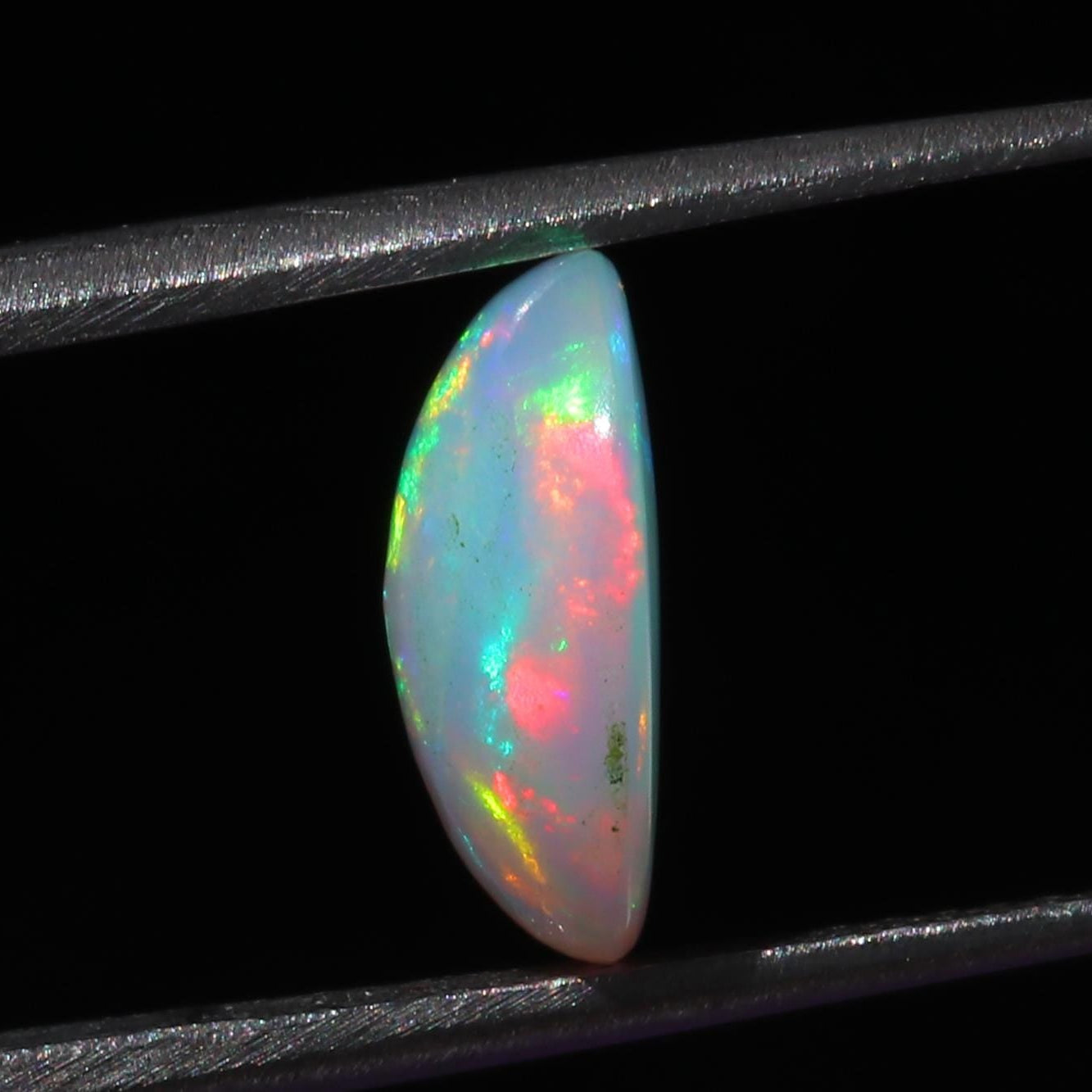 2.25 Carat White Ethiopian Opal Cabochon: Oval Loose Gemstone