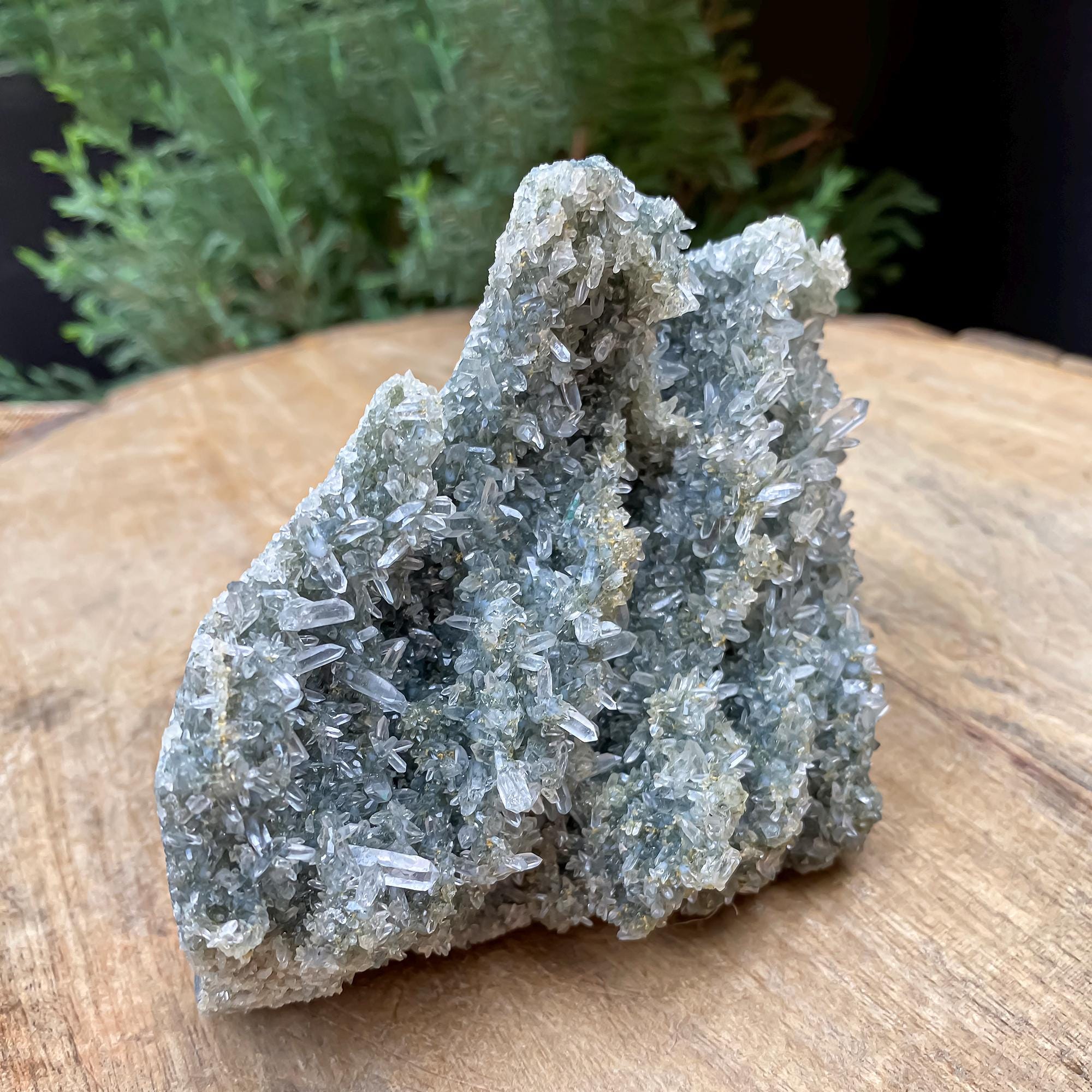 Himalayan Green Chlorite Quartz Cluster: Raw Crystal Healing Stone, Home Decor 475gm