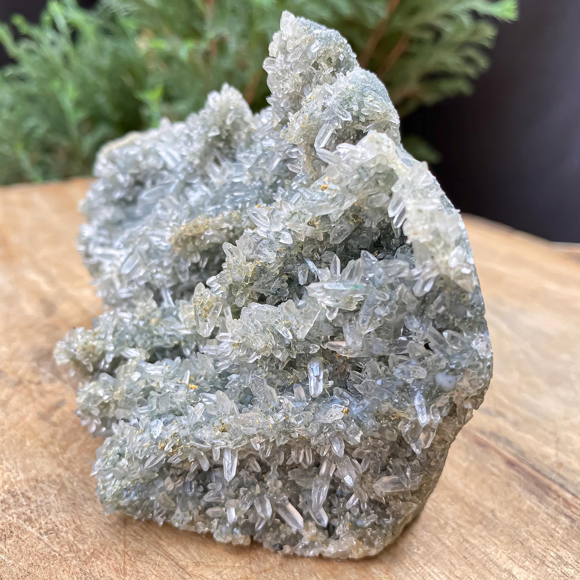 Himalayan Green Chlorite Quartz Cluster: Raw Crystal Healing Stone, Home Decor 475gm