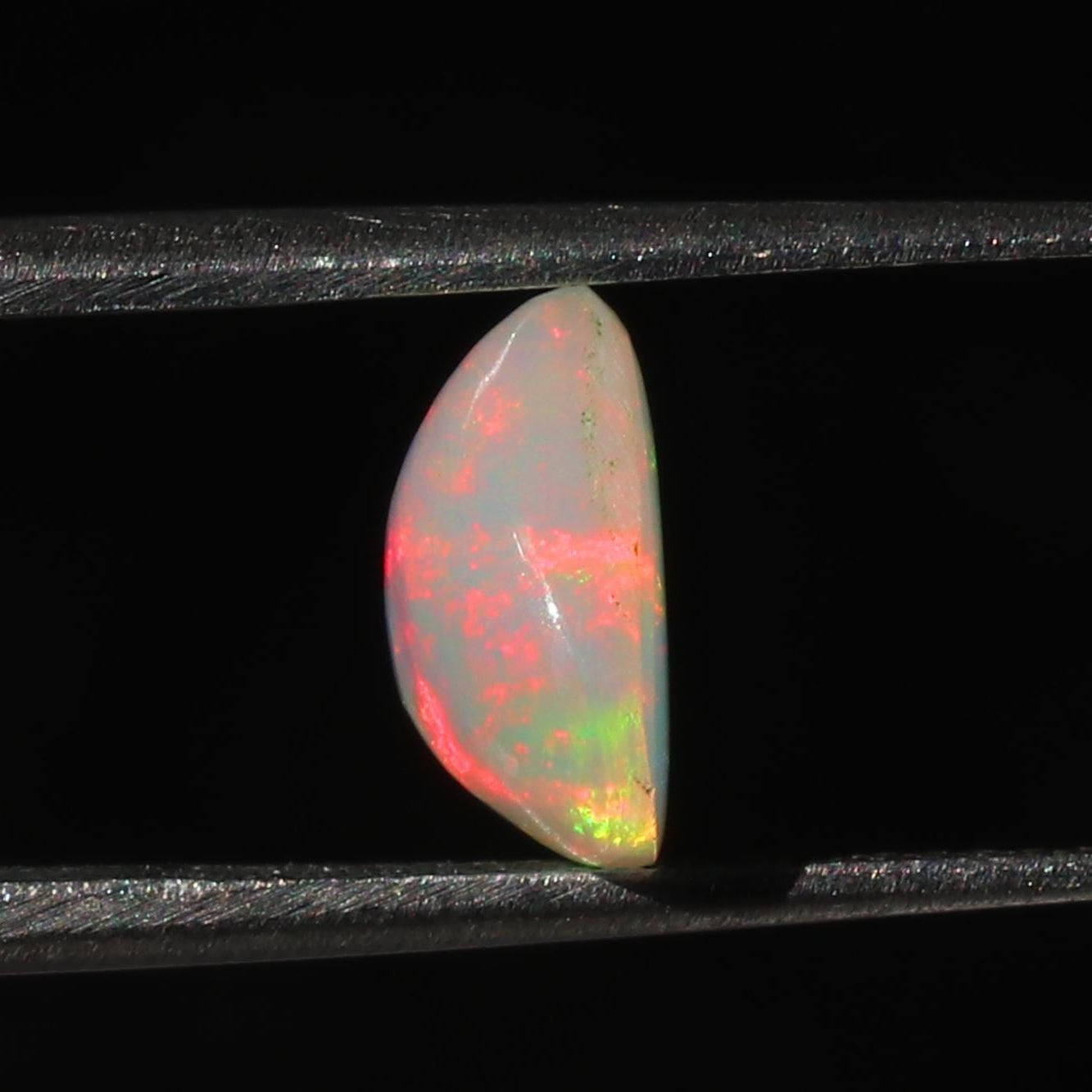 Welo Ethiopian Opal Cabochon: 10mm Heart Gemstone, Natural Fire (2.3 ct