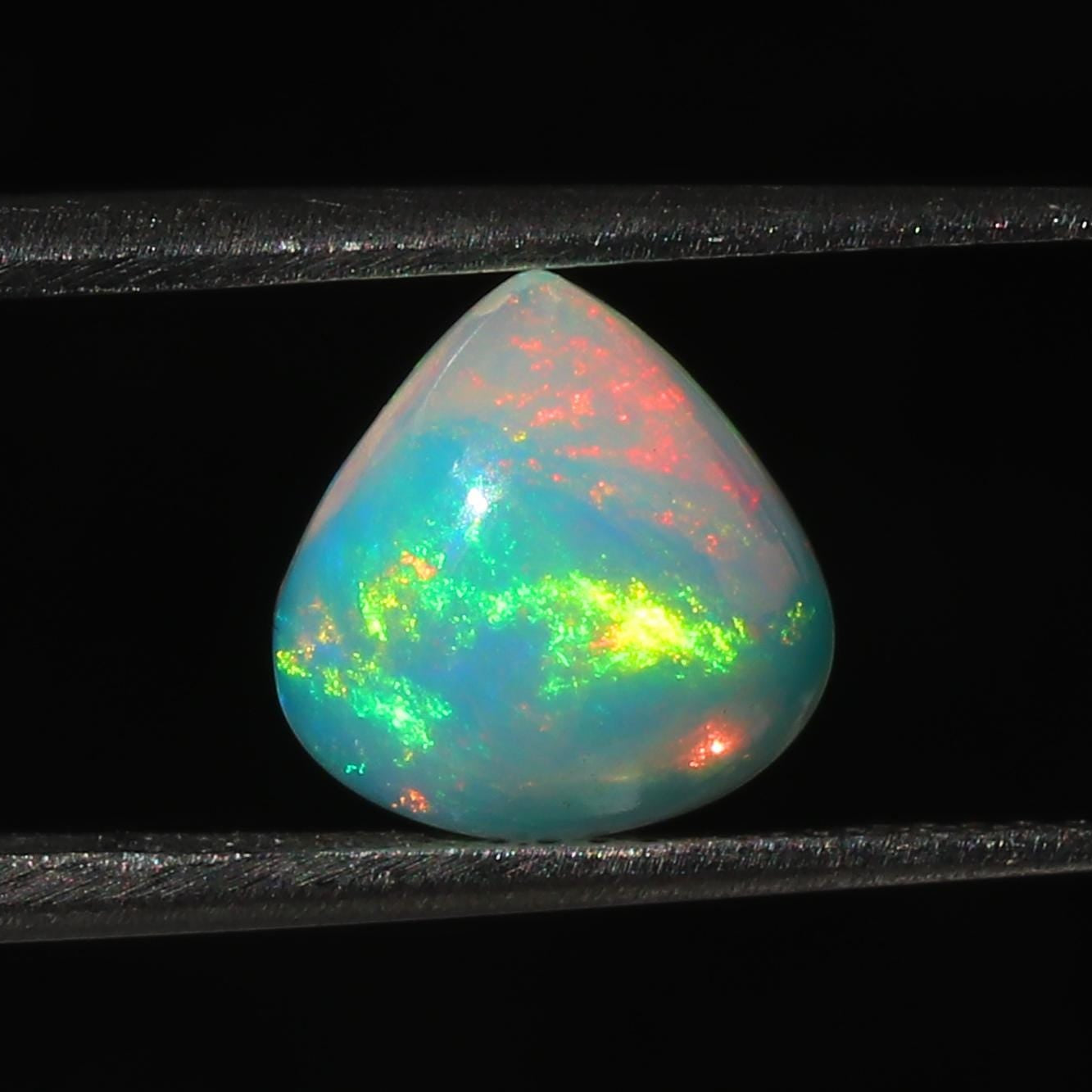 Welo Ethiopian Opal Cabochon: 10mm Heart Gemstone, Natural Fire (2.3 ct