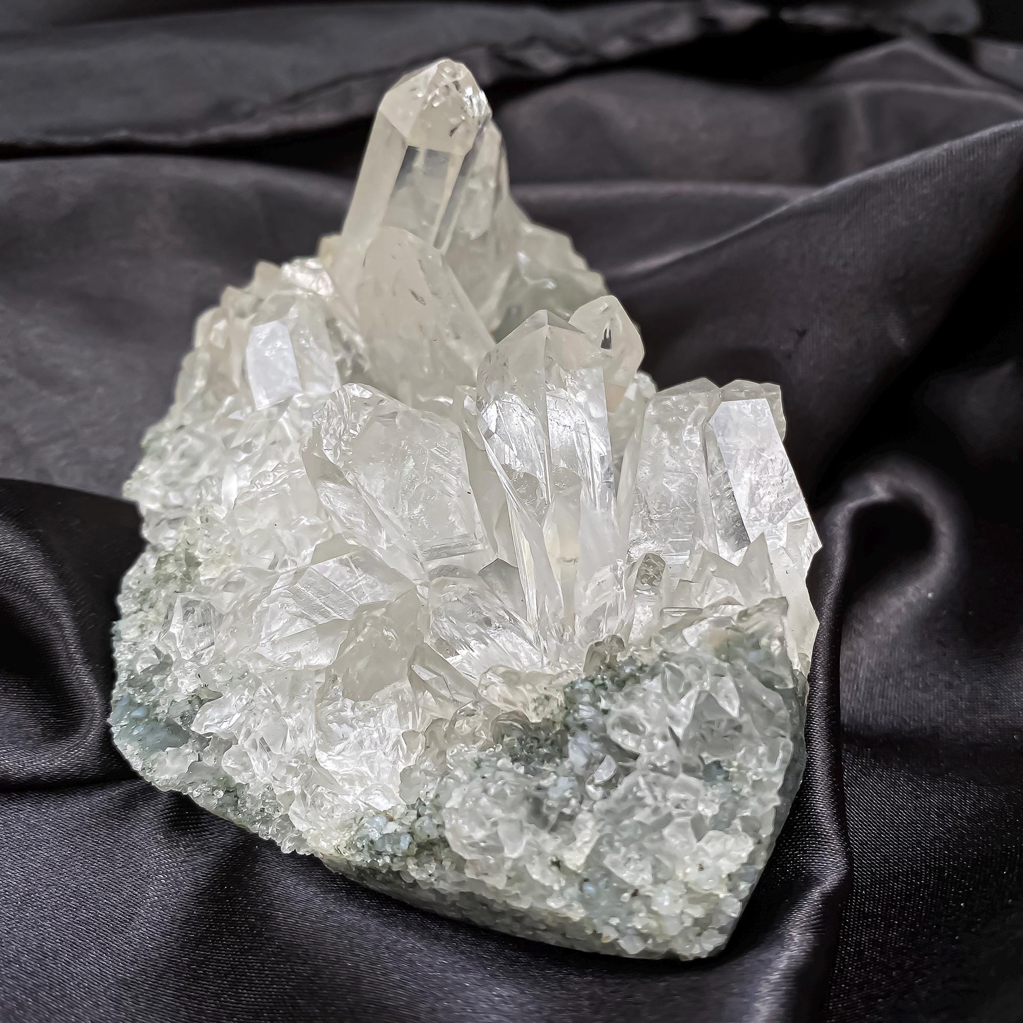 Natural Himalayan Green Chlorite Quartz Cluster  360gm Raw Healing Crystal for Meditation & Home Decor