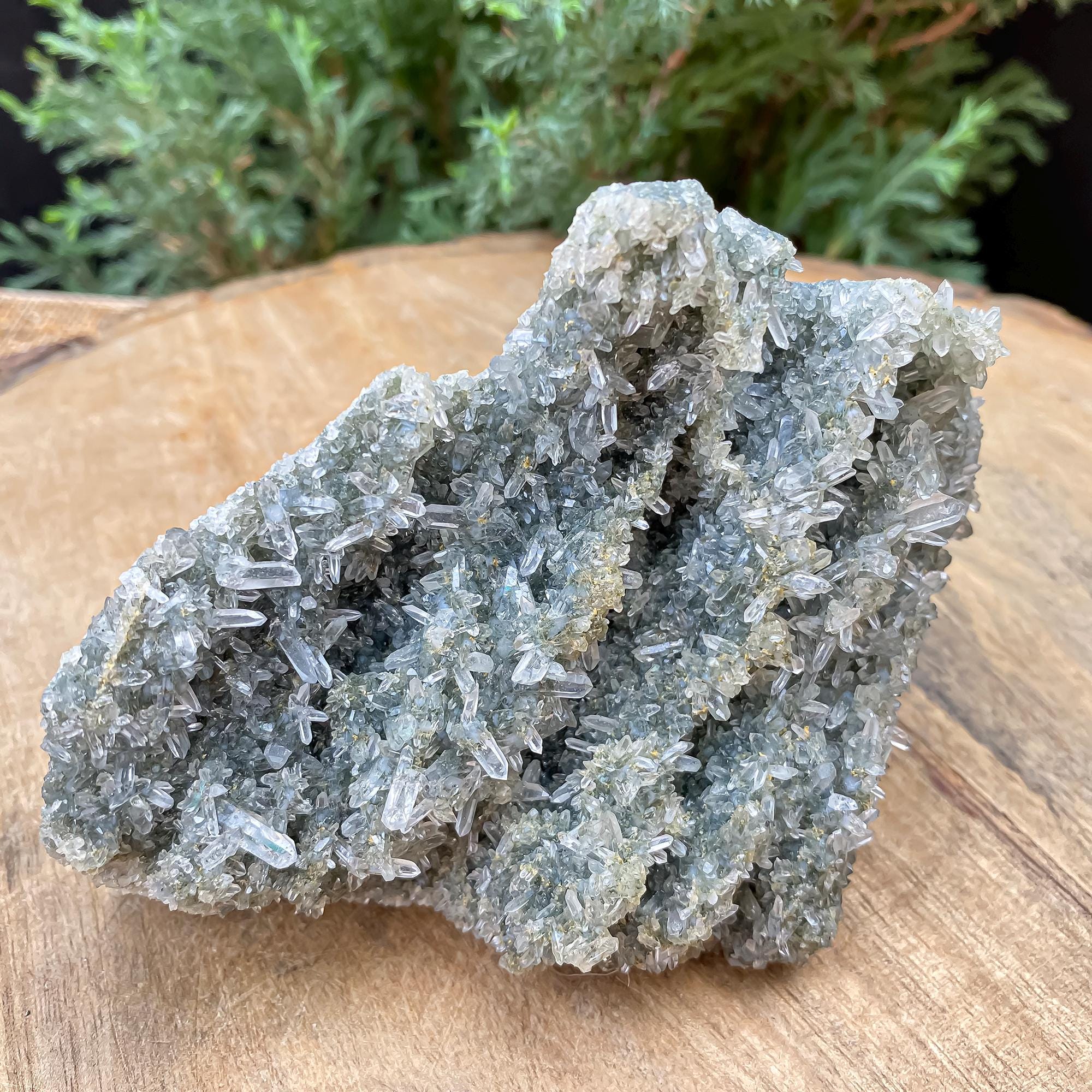 Himalayan Green Chlorite Quartz Cluster: Raw Crystal Healing Stone, Home Decor 475gm