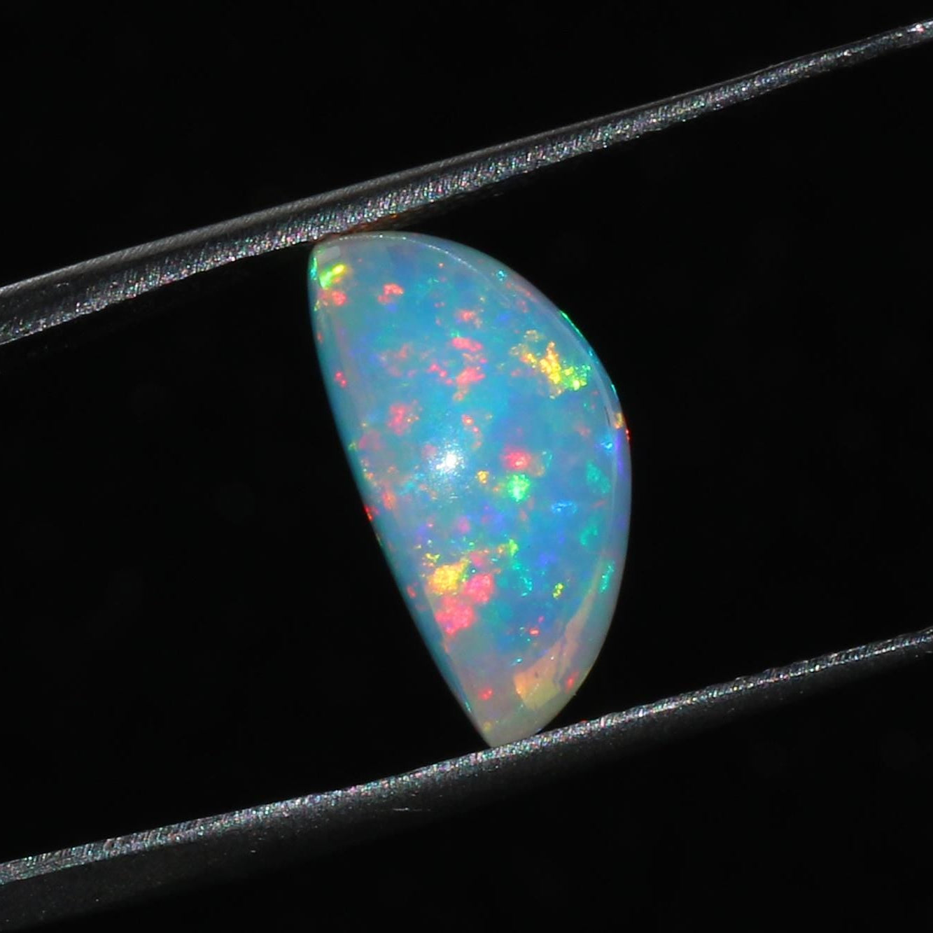 Ethiopian Welo Opal Cabochon: 5.4ct Oval Gemstone for Jewelry Making