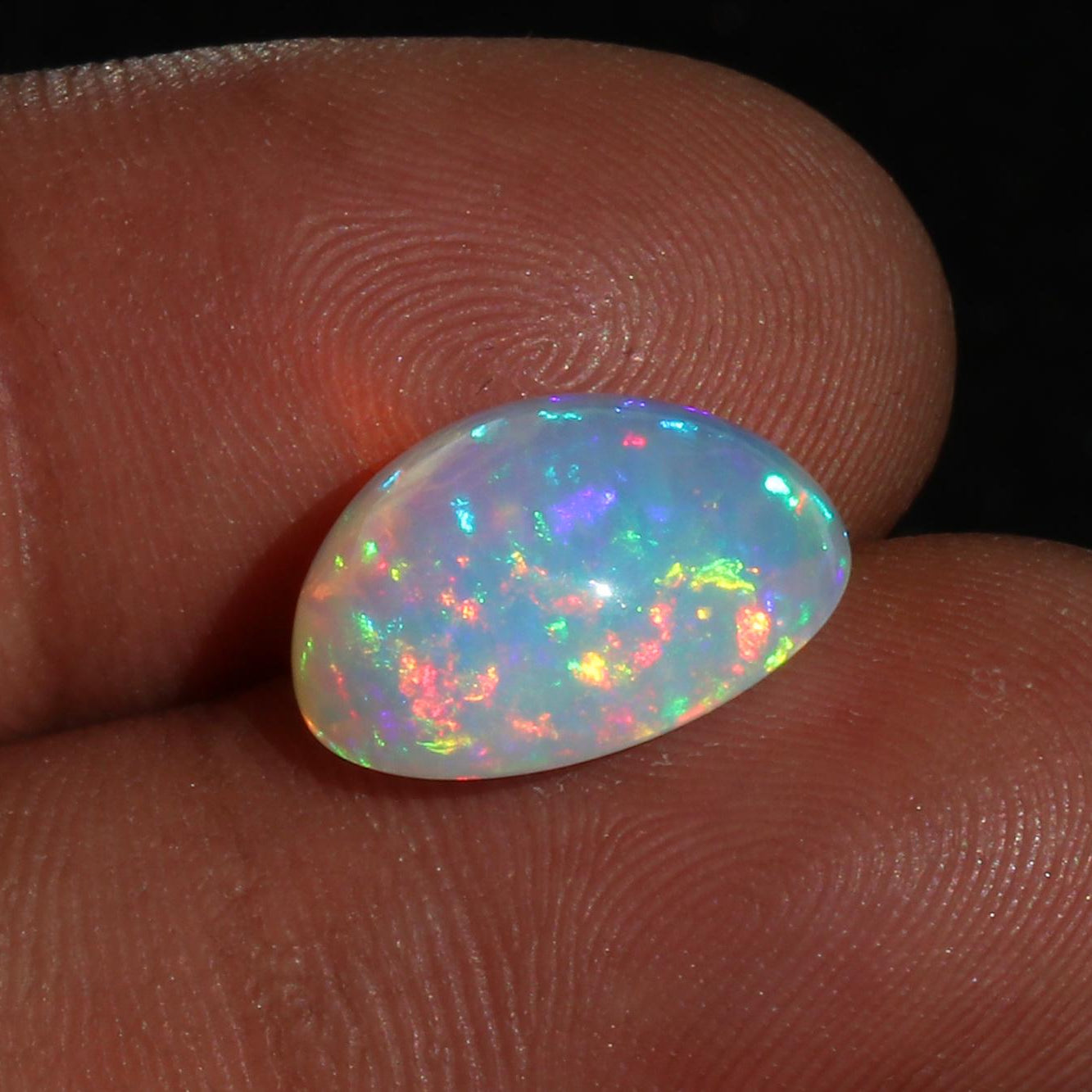 Ethiopian Welo Opal Cabochon: 5.4ct Oval Gemstone for Jewelry Making