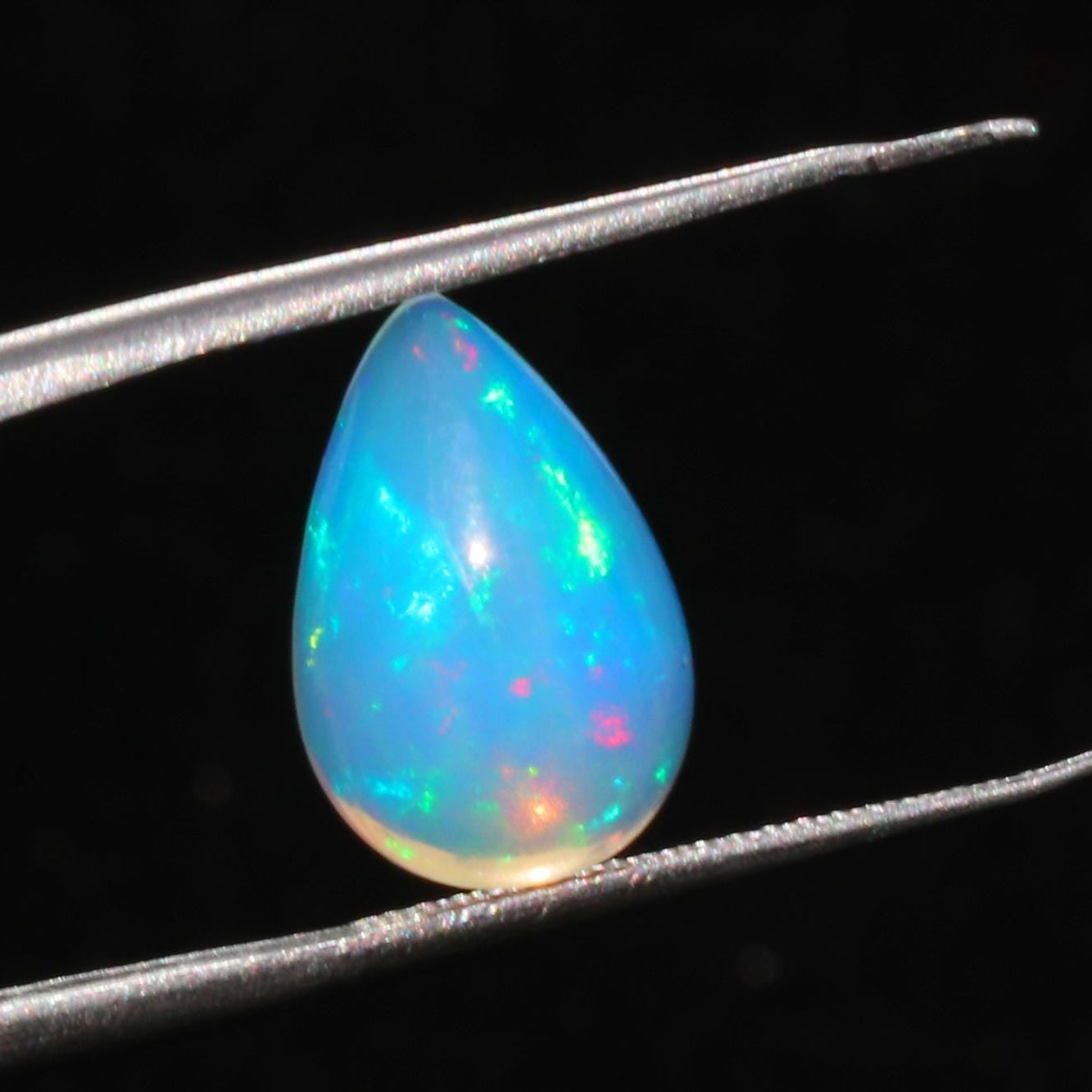 Ethiopian Welo Opal Cabochon: 2.52 Ct Multi-Fire Gemstone, 9x14 mm
