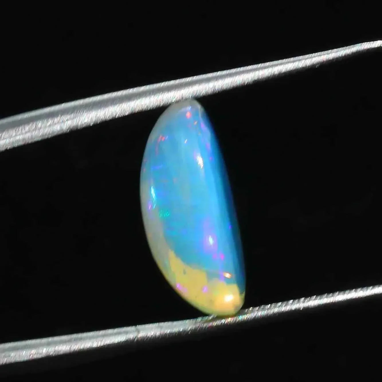 Ethiopian Welo Opal Cabochon: AAA+ Grade Gemstone, 15x11 mm loose gemstones