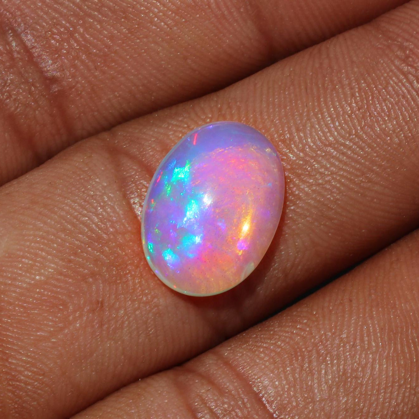 Ethiopian Welo Opal Cabochon: AAA+ Grade Gemstone, 15x11 mm