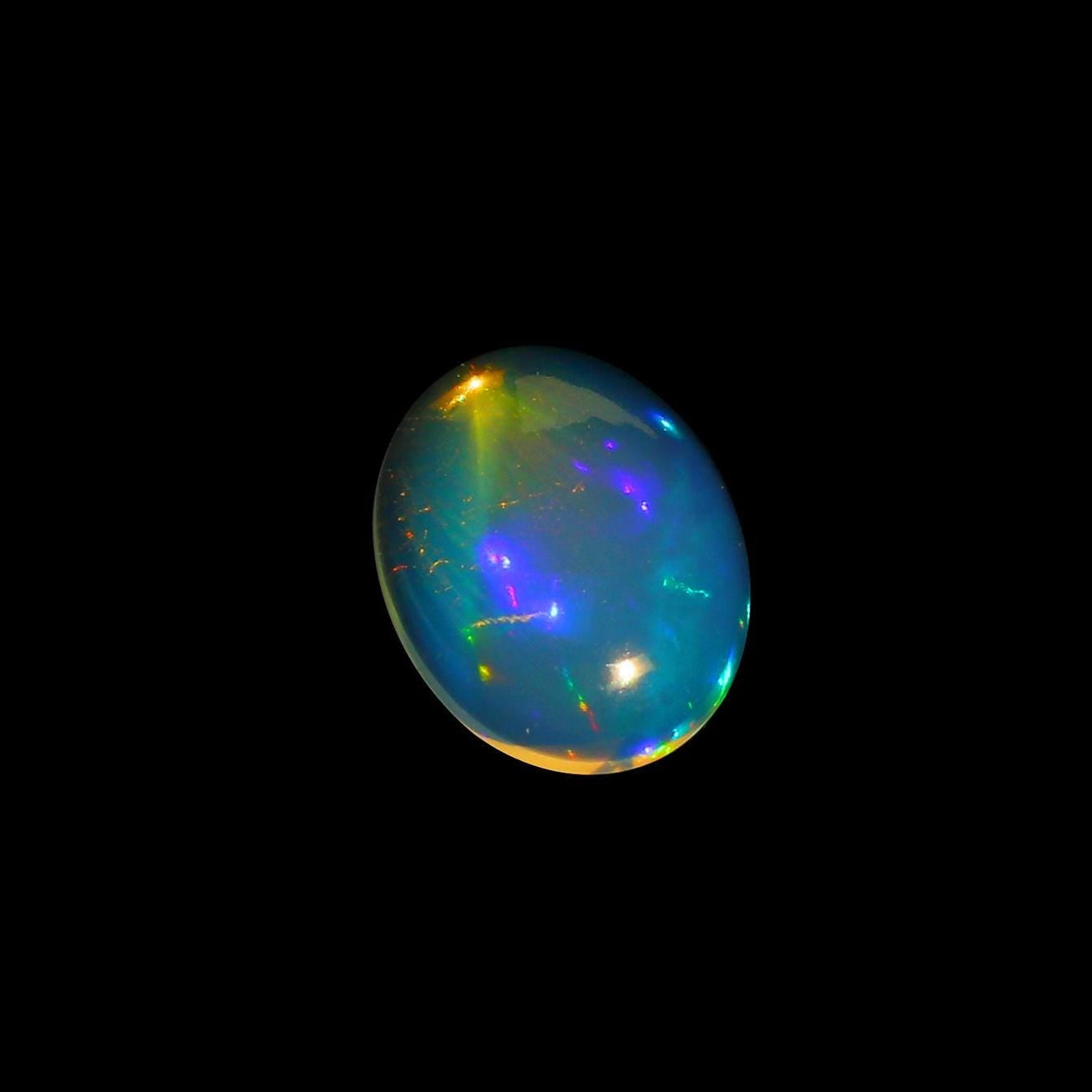 AAA Ethiopian Welo Opal Cabochon: 2.50ct Loose Gemstone, October Birthstone