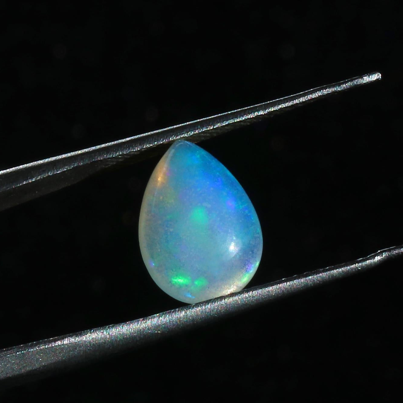 Ethiopian Welo Opal Cabochon: 1.63 Ct Polished Gemstone, 8x11mm