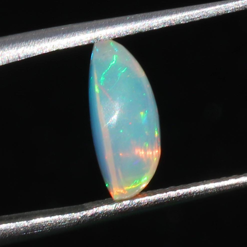 Ethiopian Welo Opal Cabochon: Pear Shape Gemstone, 1.82 ct