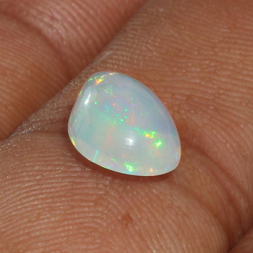 Ethiopian Welo Opal Cabochon: Pear Shape Gemstone, 1.82 ct