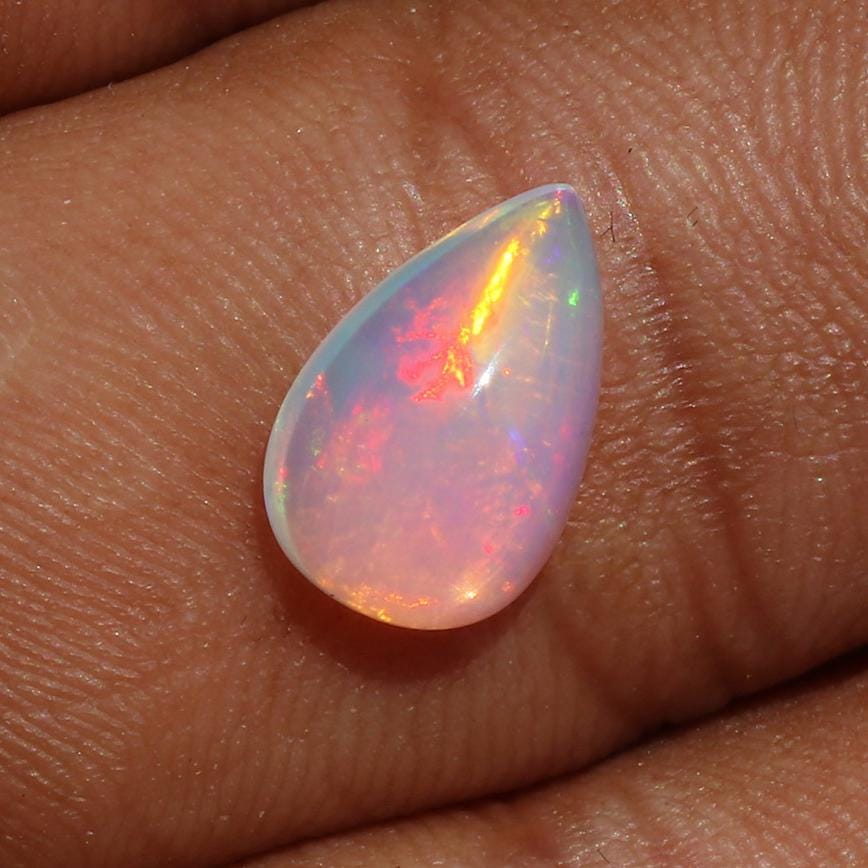 Ethiopian Welo Opal Cabochon: Pear Shape Gemstone, 2.18 Cts