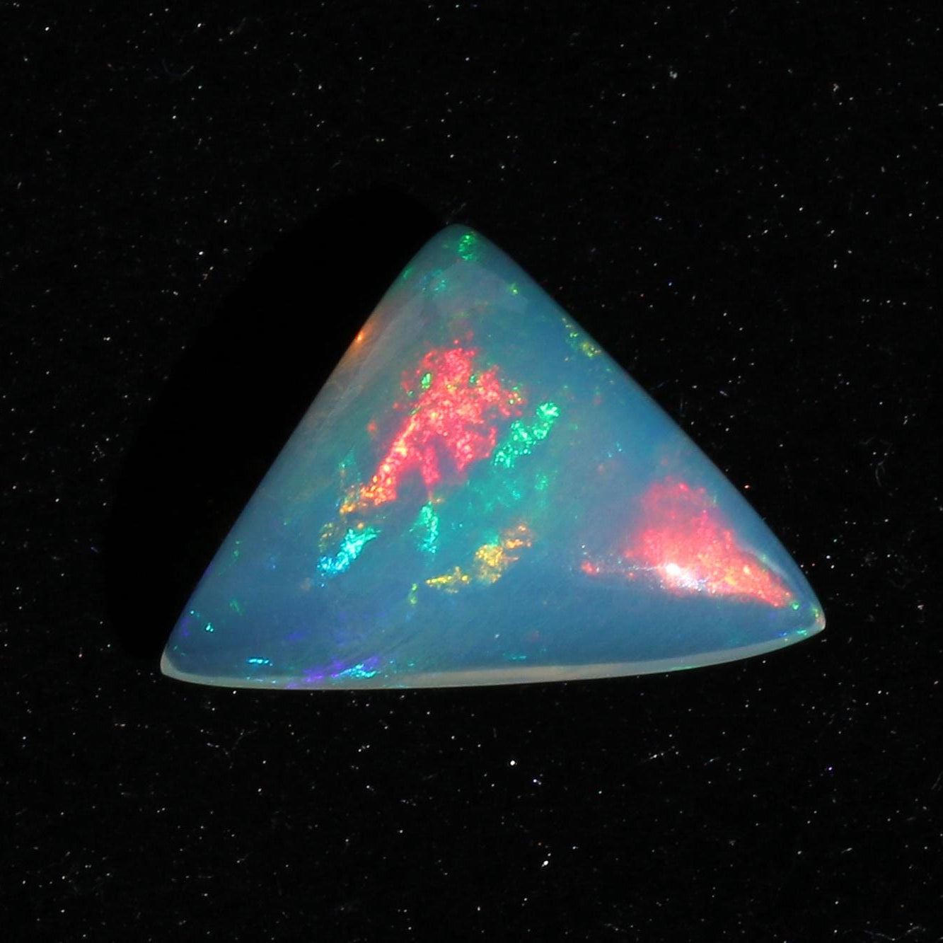 Ethiopian Welo Opal Stone: 7.25 ct Triangle Cabochon for Jewelry